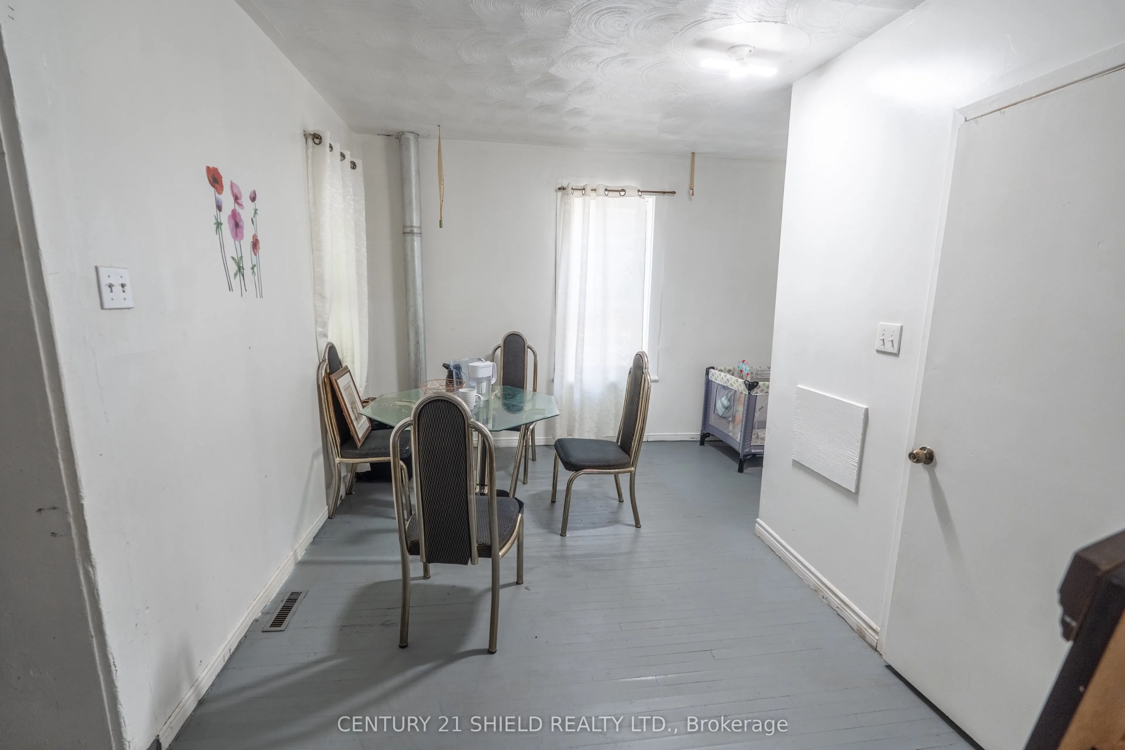 42-46 Marlborough Street S