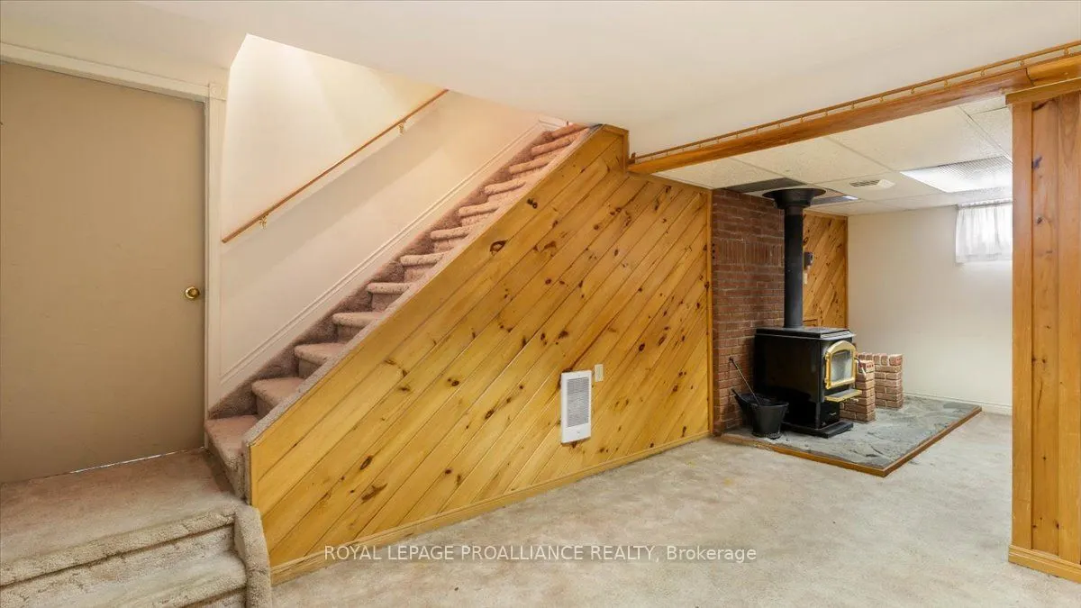 68 Inkerman Street W