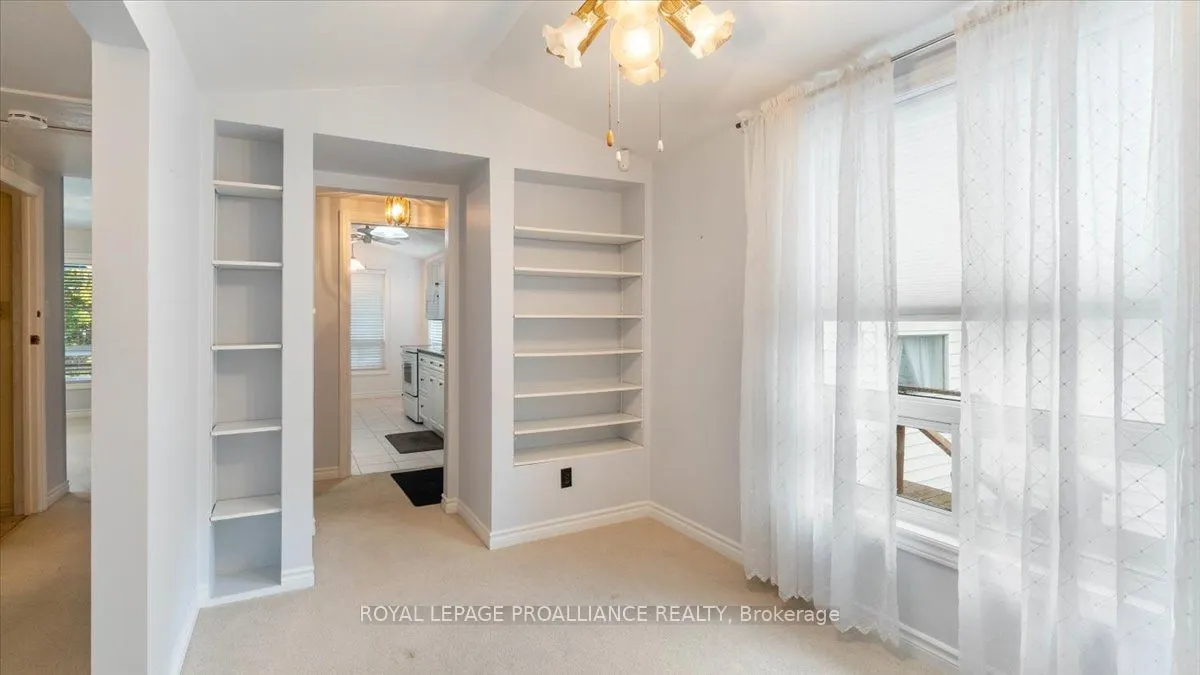 68 Inkerman Street W