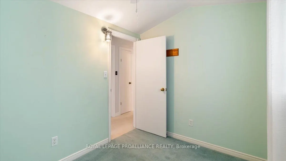 68 Inkerman Street W