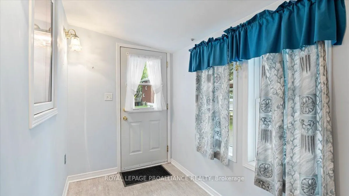 68 Inkerman Street W