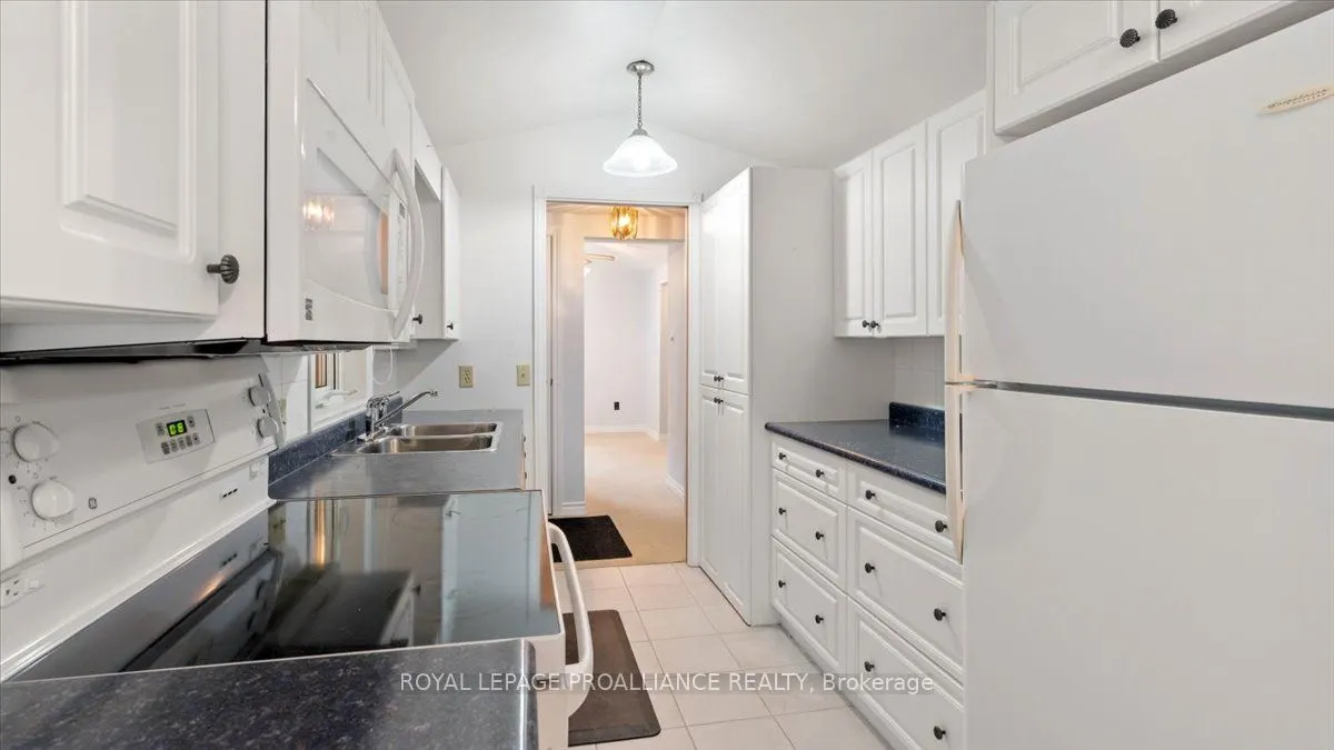 68 Inkerman Street W
