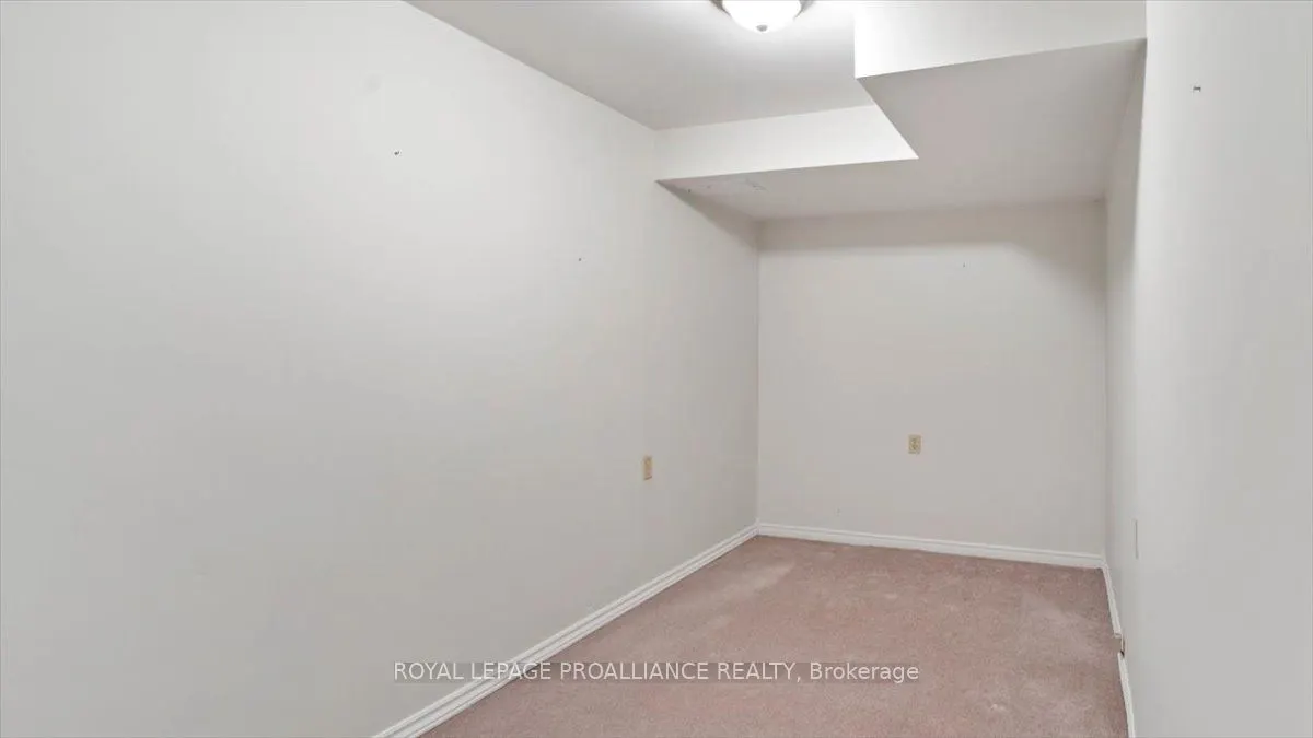 68 Inkerman Street W