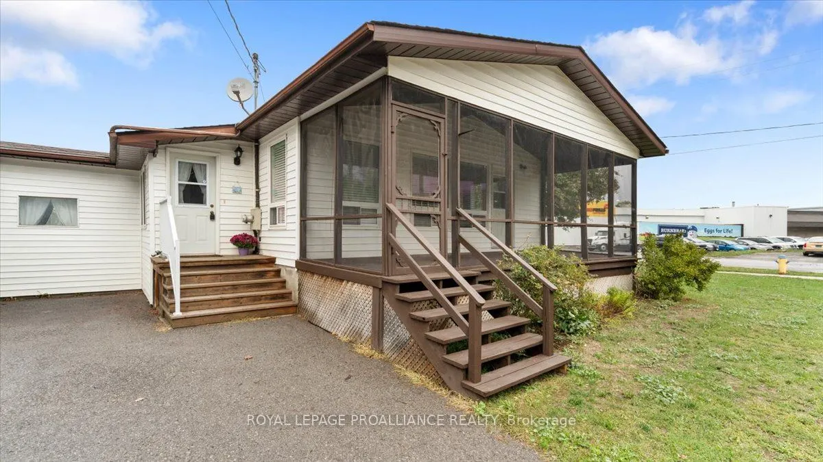 68 Inkerman Street W