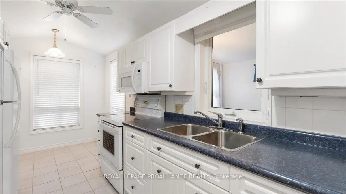68 Inkerman Street W