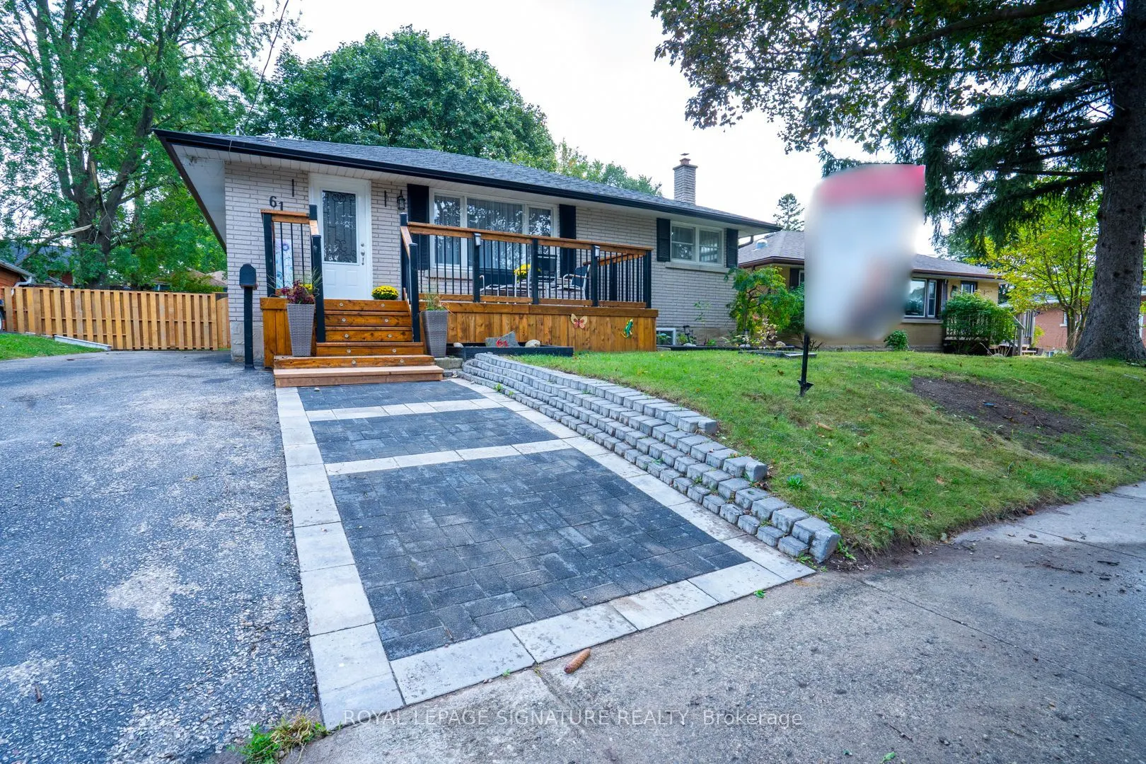 61 Broadmoor Avenue