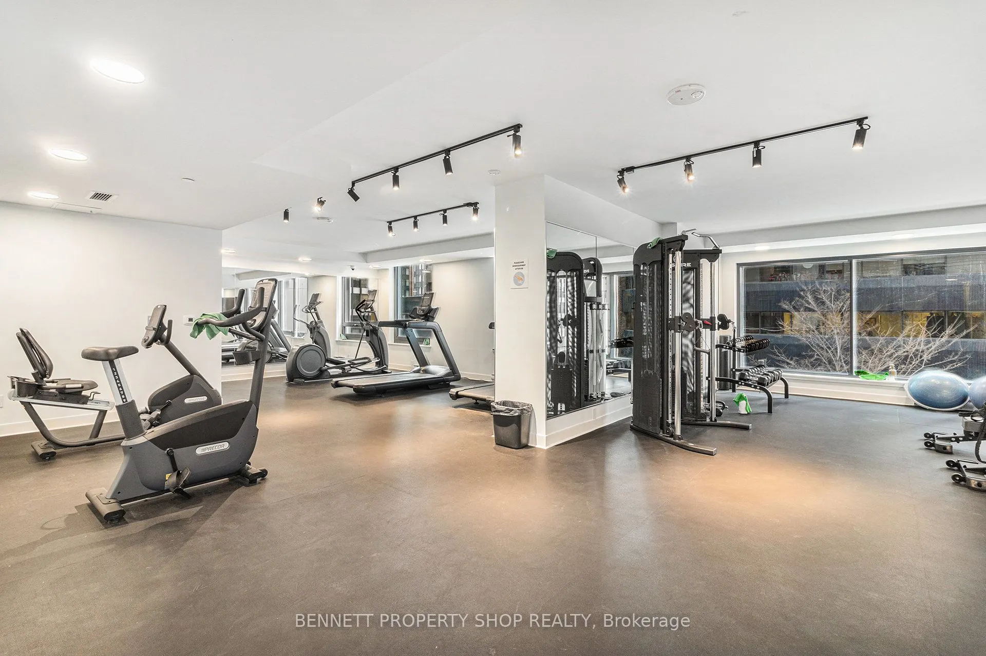 340 Queen Street, #1607