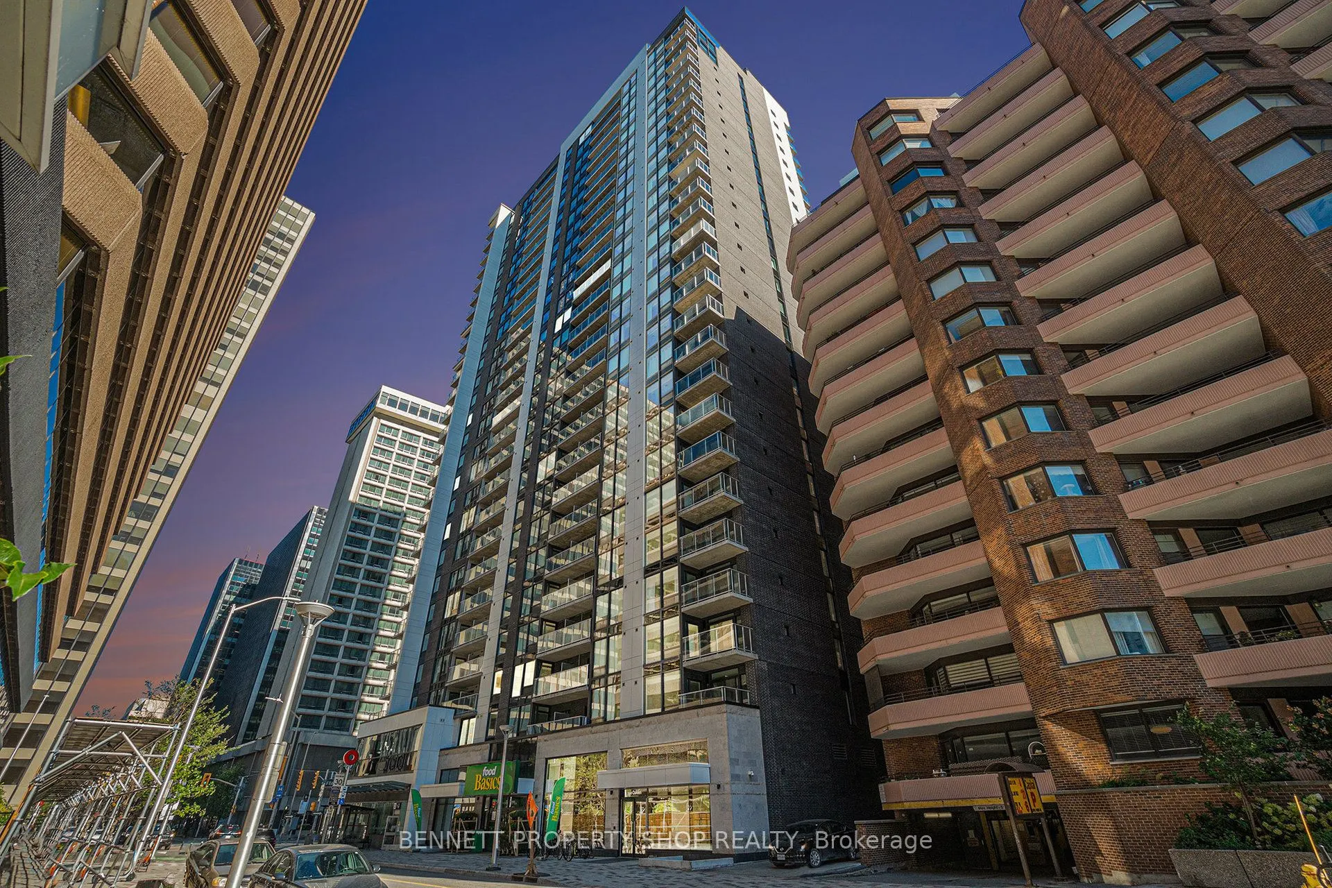 340 Queen Street, #1607