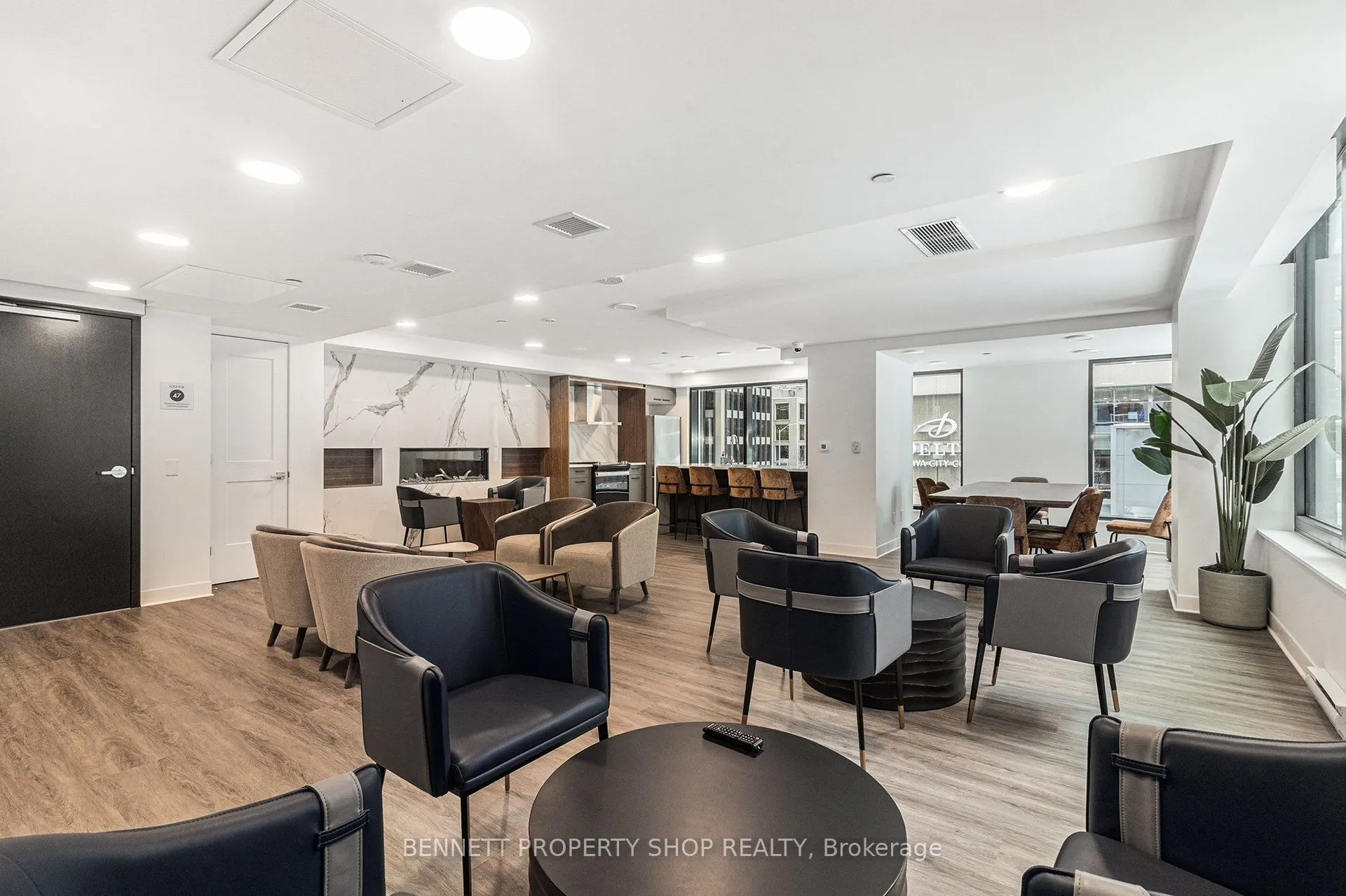 340 Queen Street, #1607