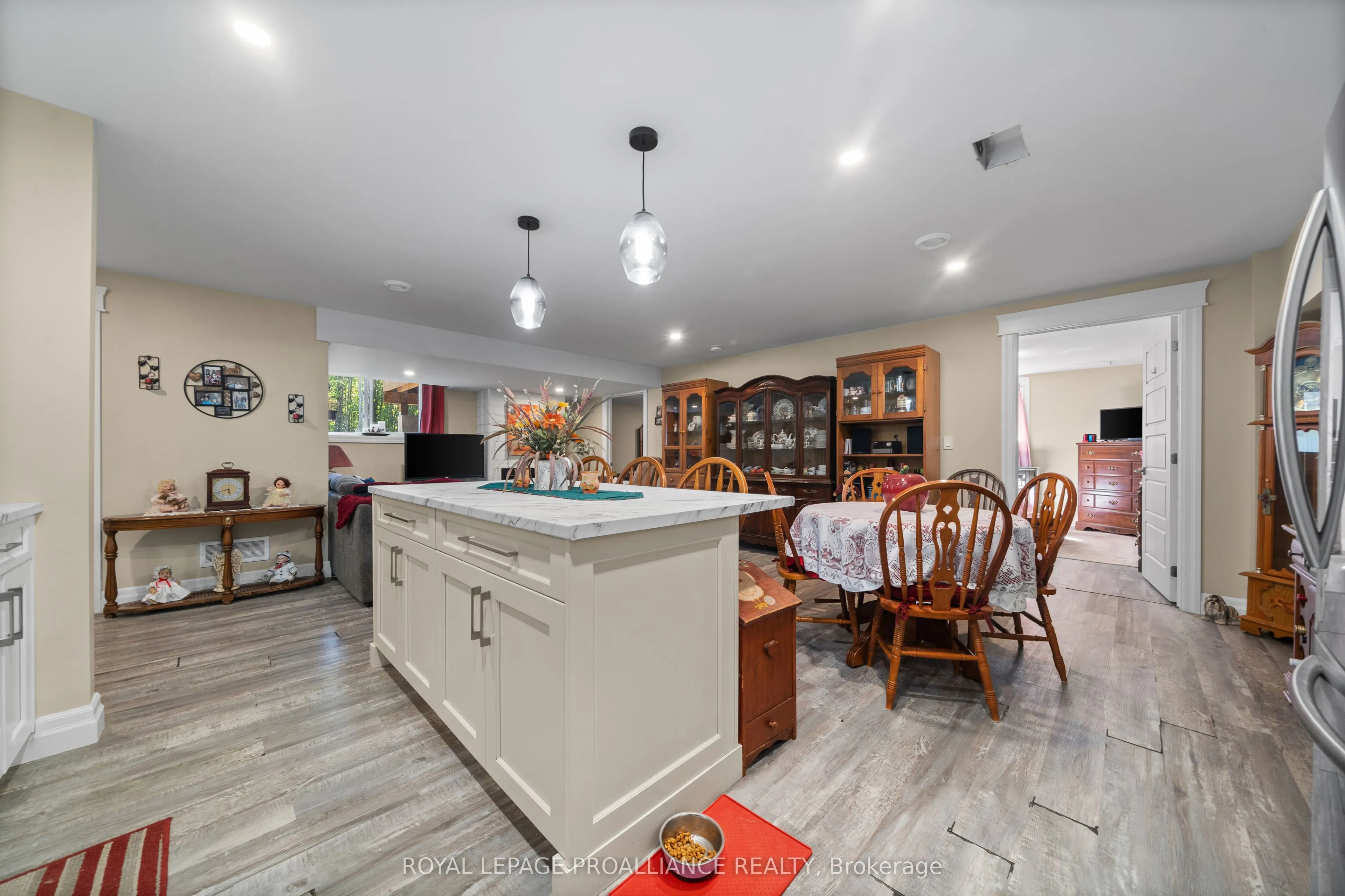 296 Bird Road