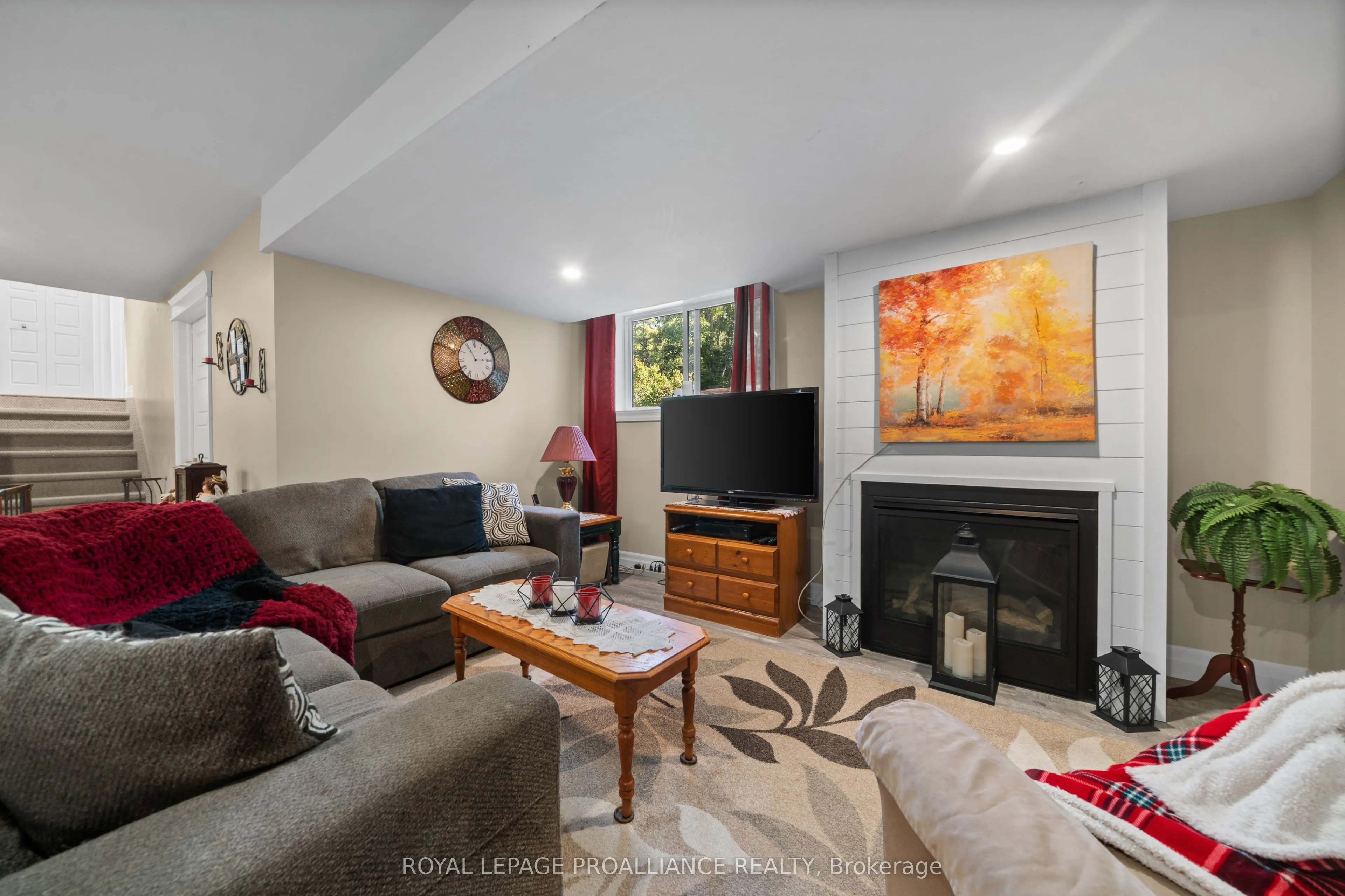 296 Bird Road