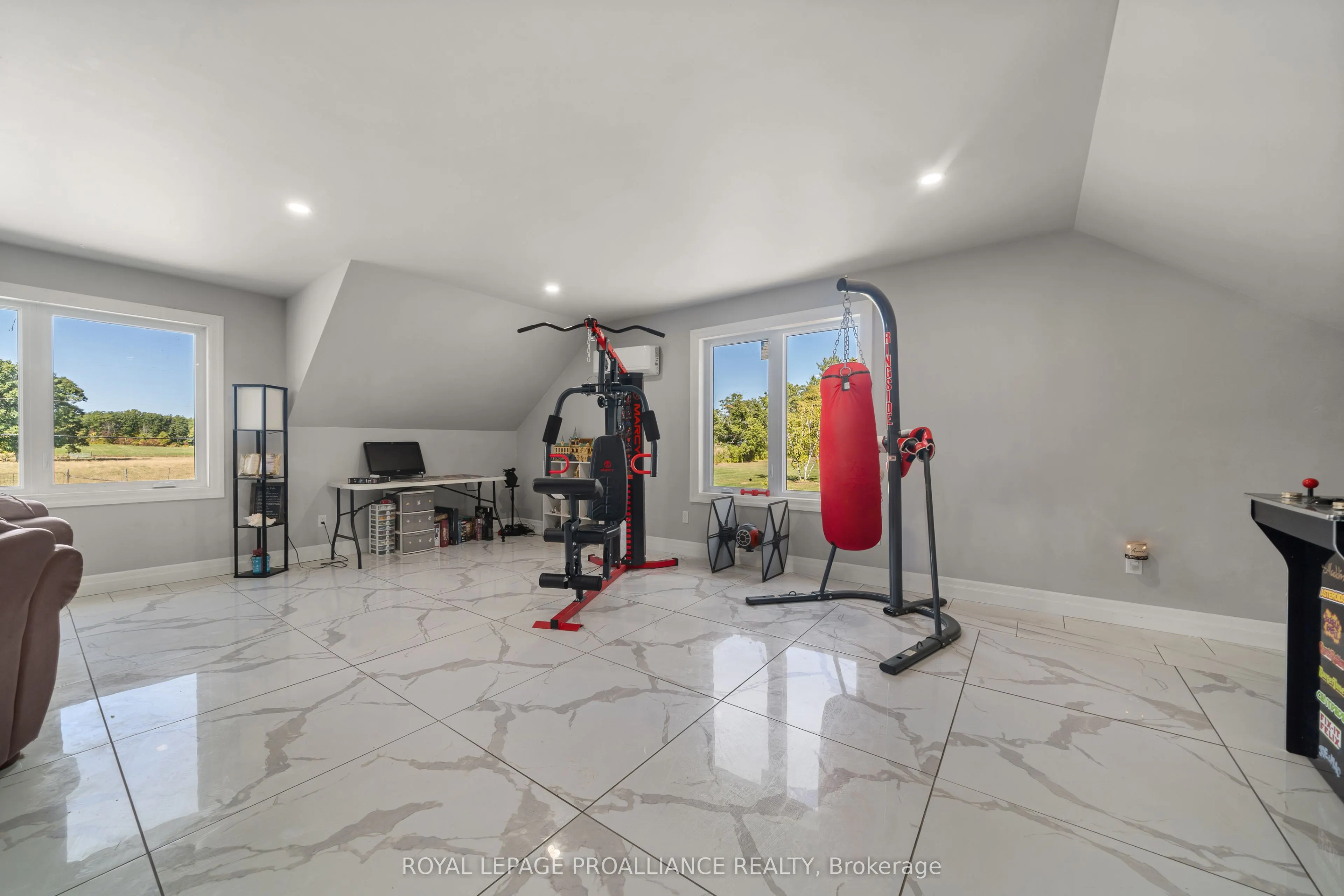 296 Bird Road