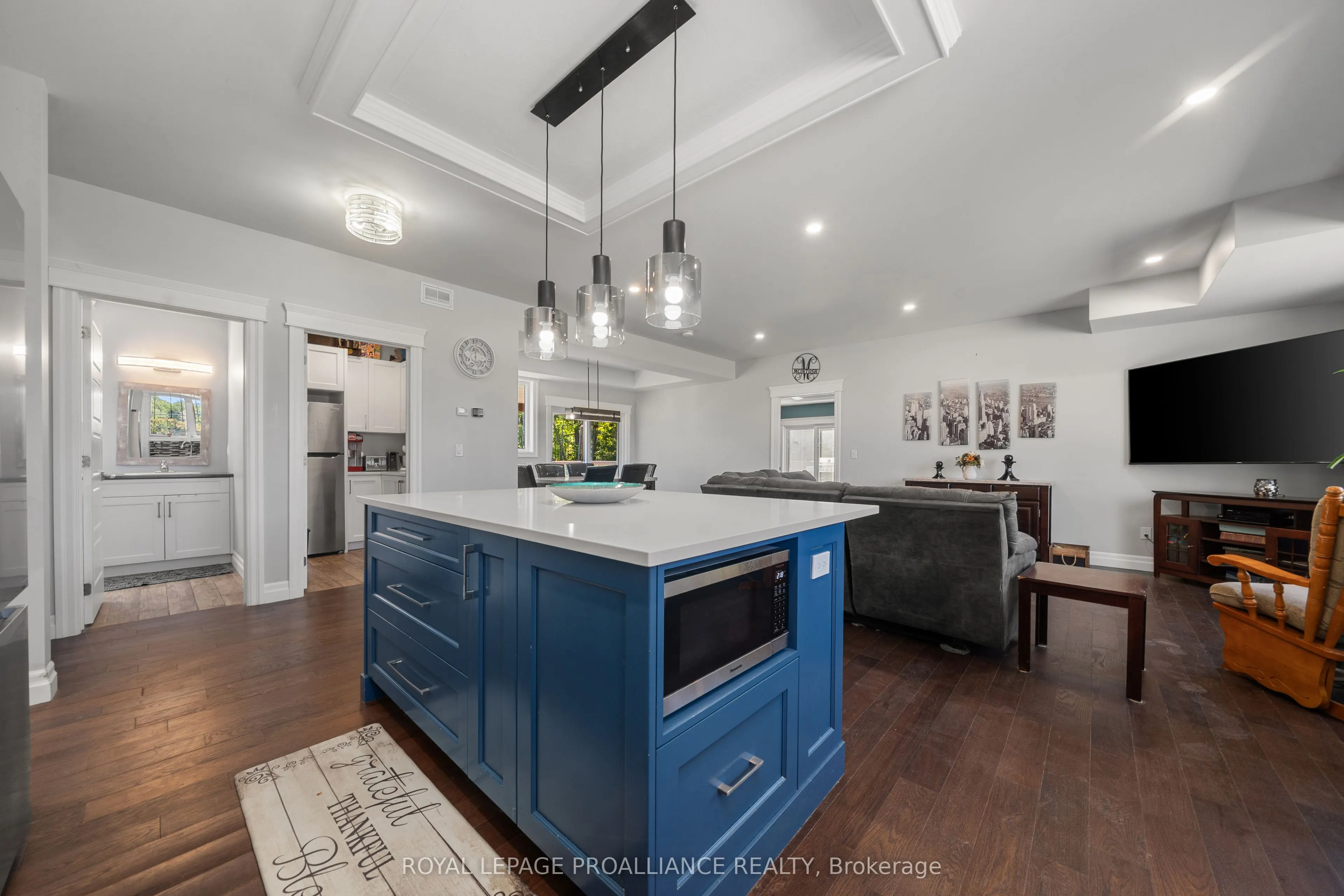 296 Bird Road
