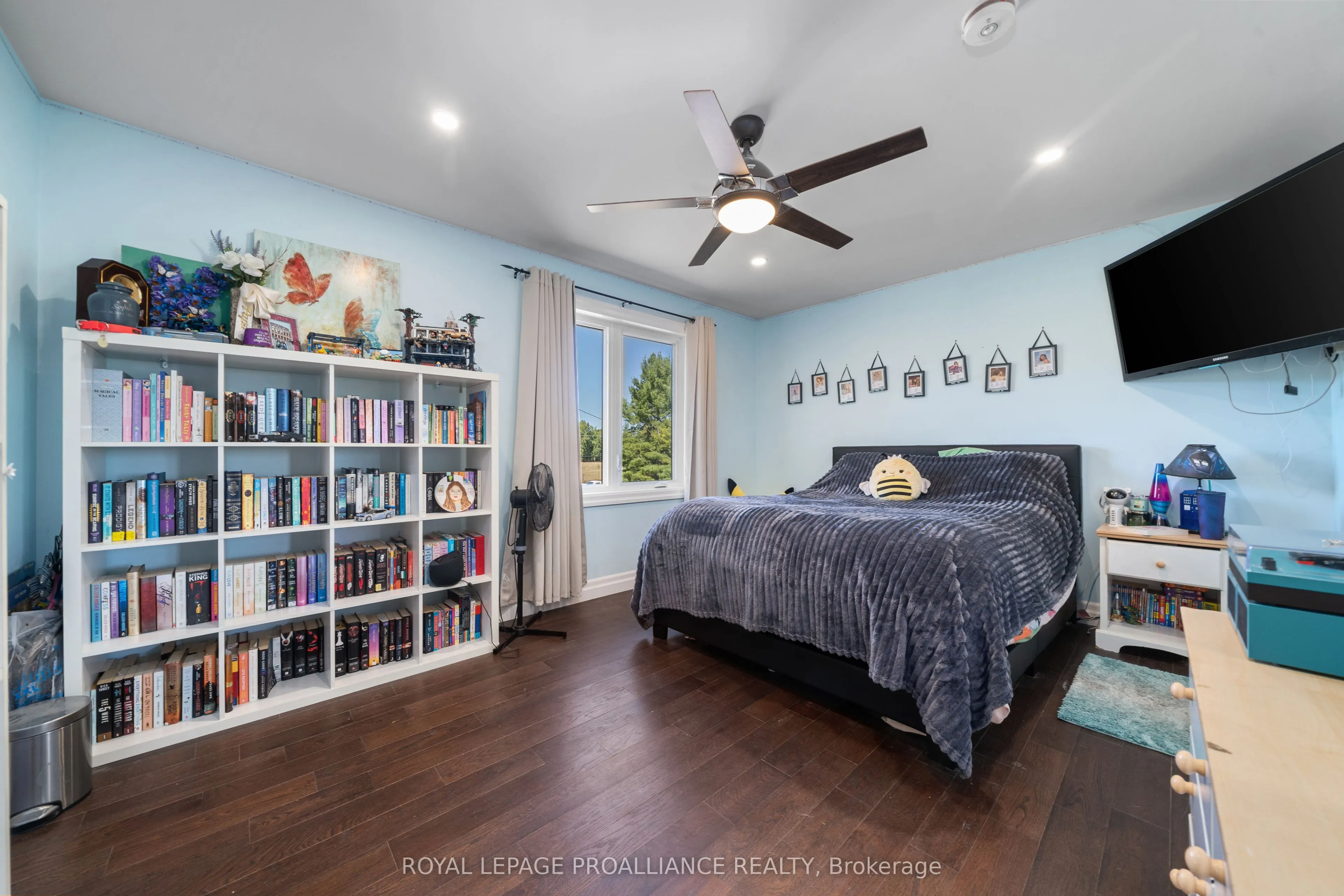 296 Bird Road