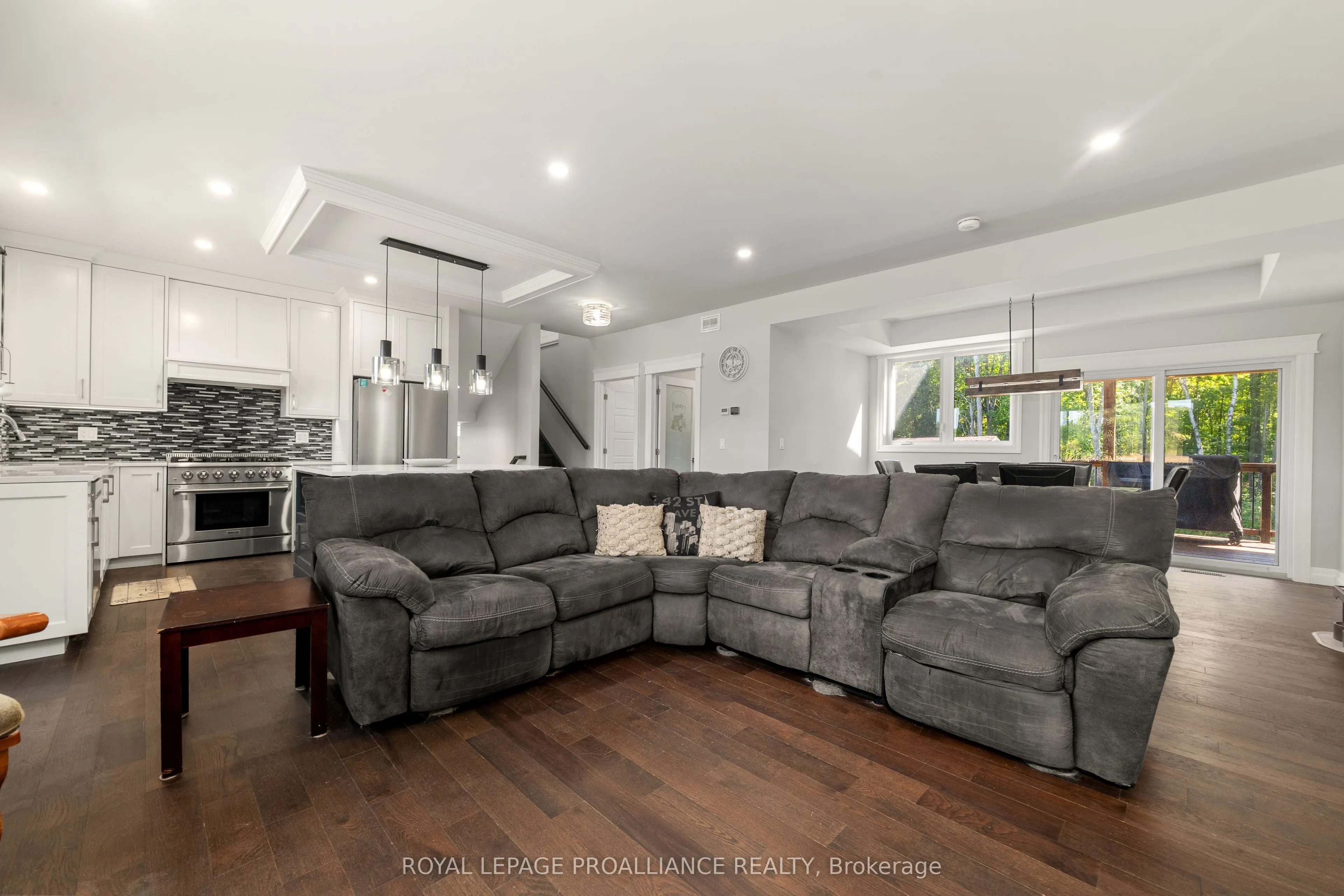 296 Bird Road