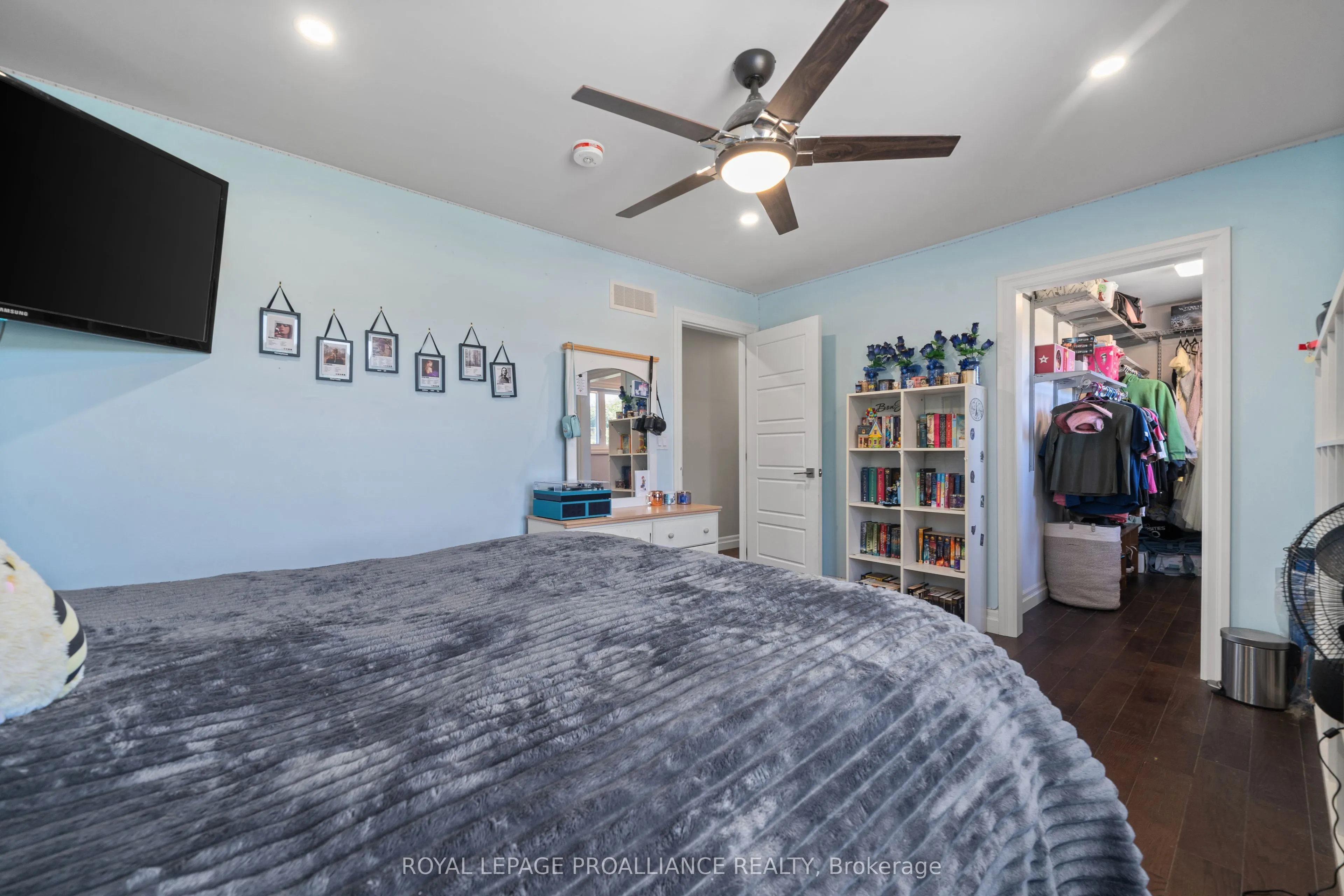296 Bird Road