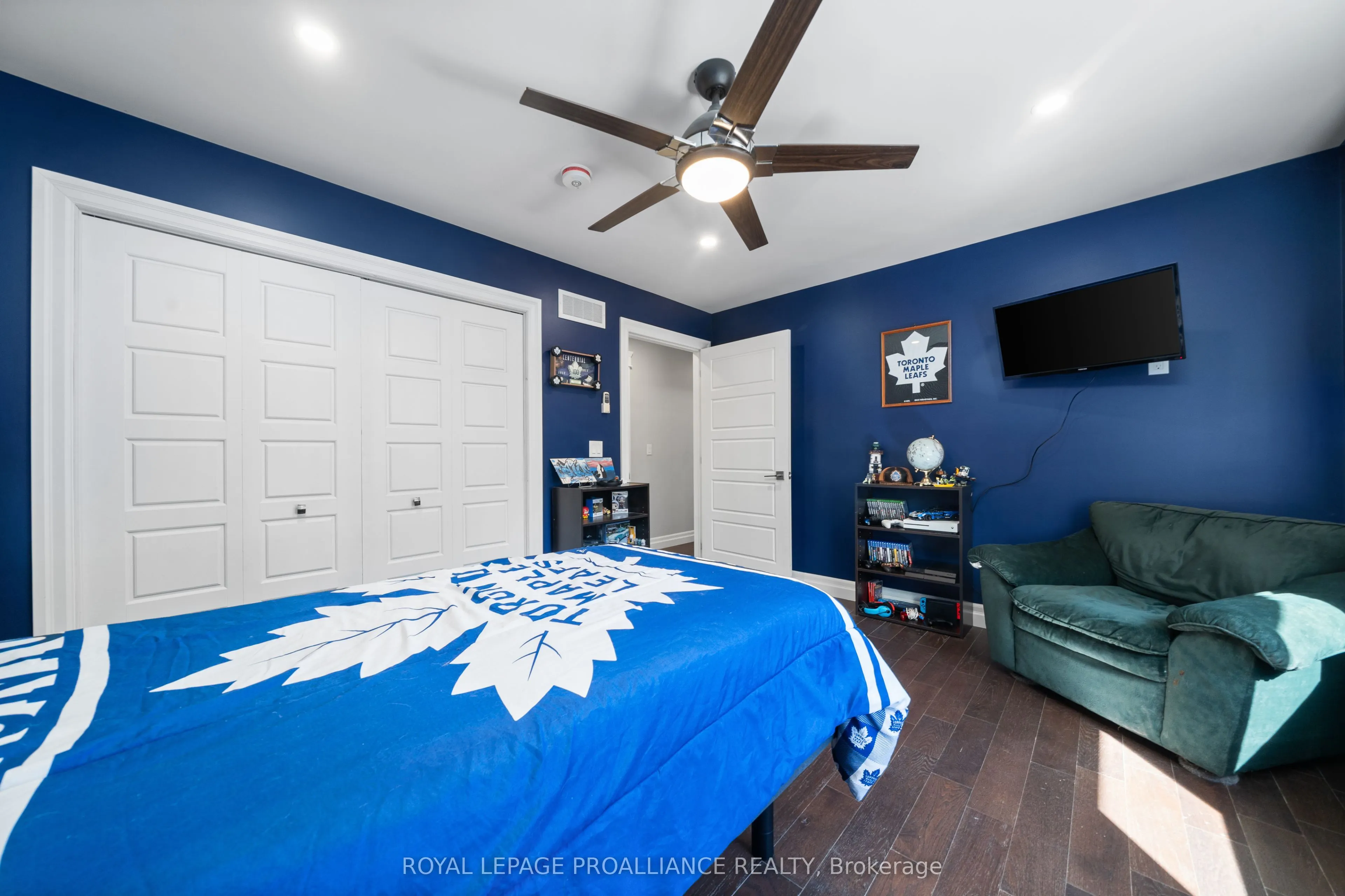 296 Bird Road