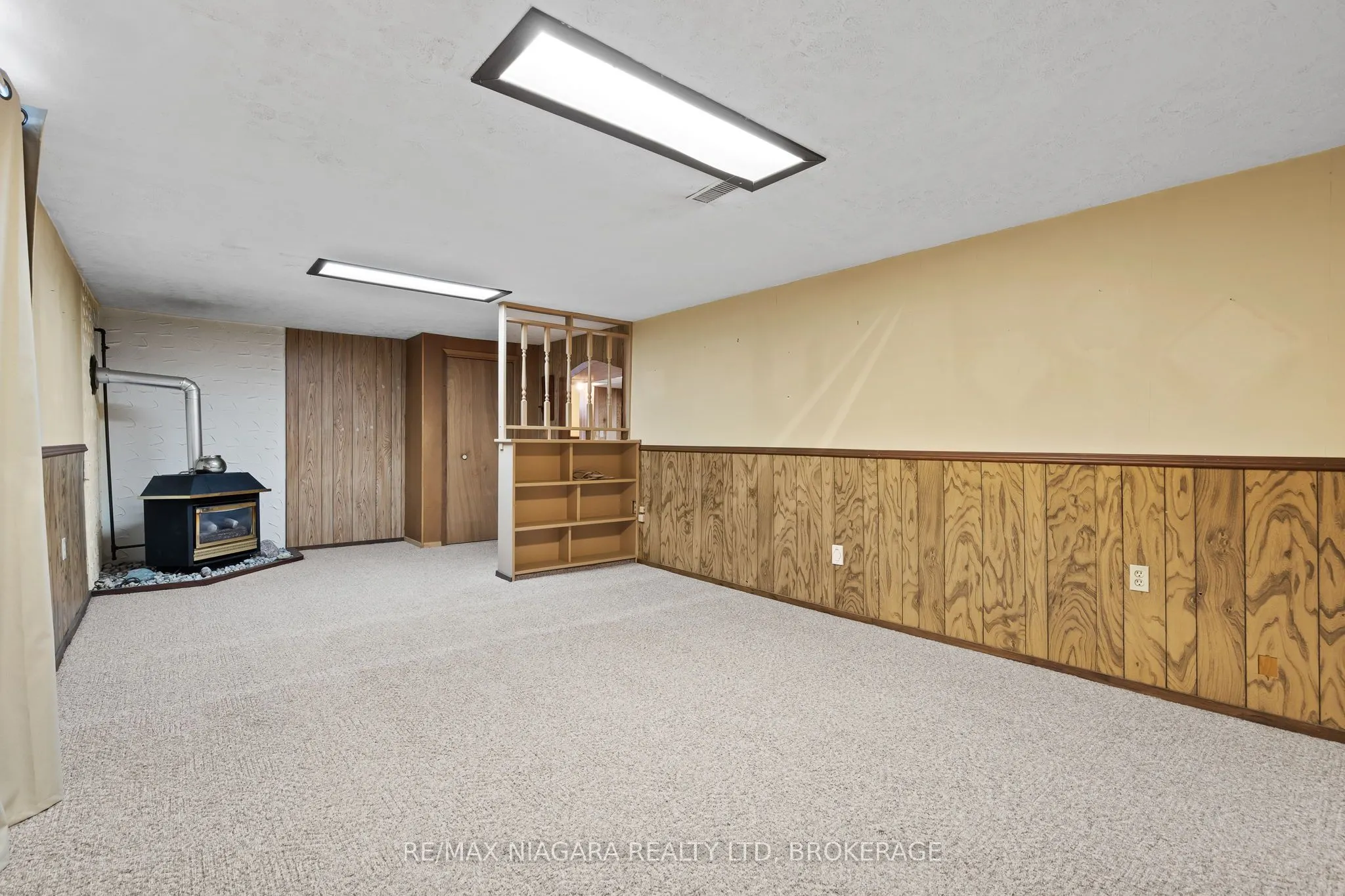 7402 Sunhaven Drive