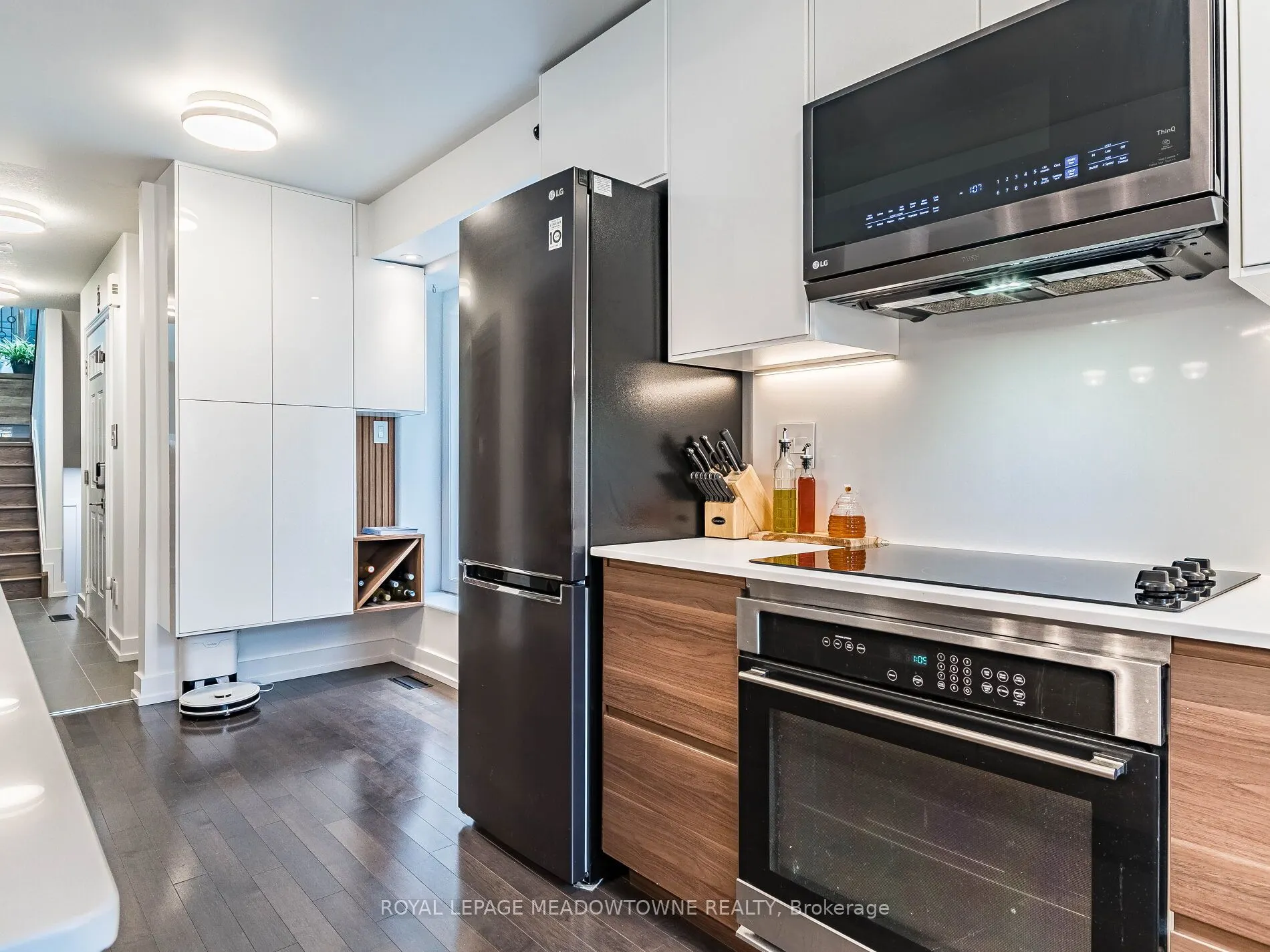 242 Upper Mount Albion Road, #9