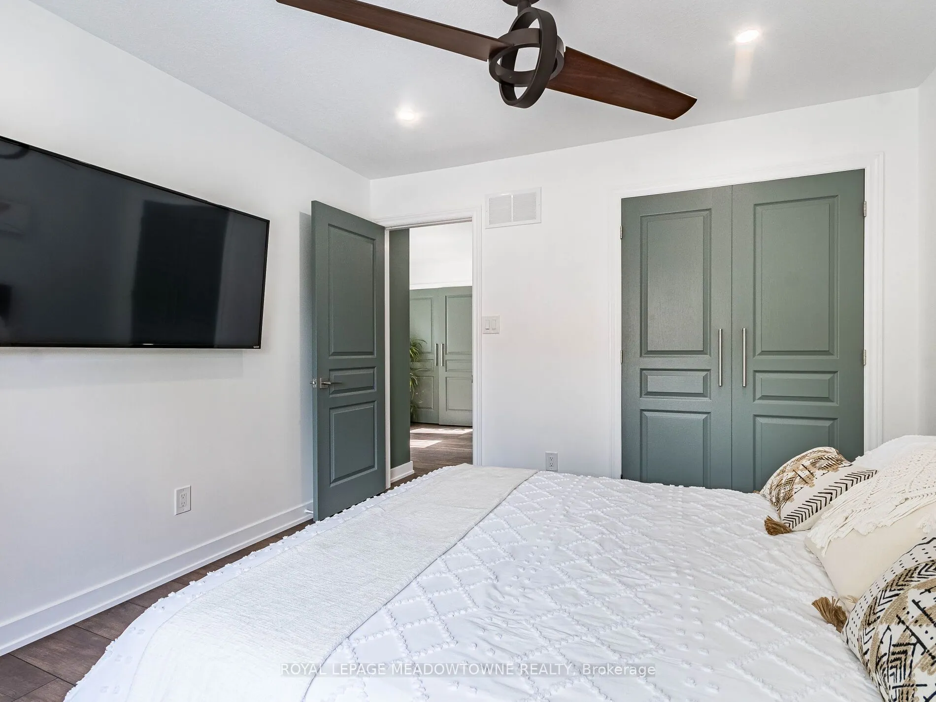 242 Upper Mount Albion Road, #9