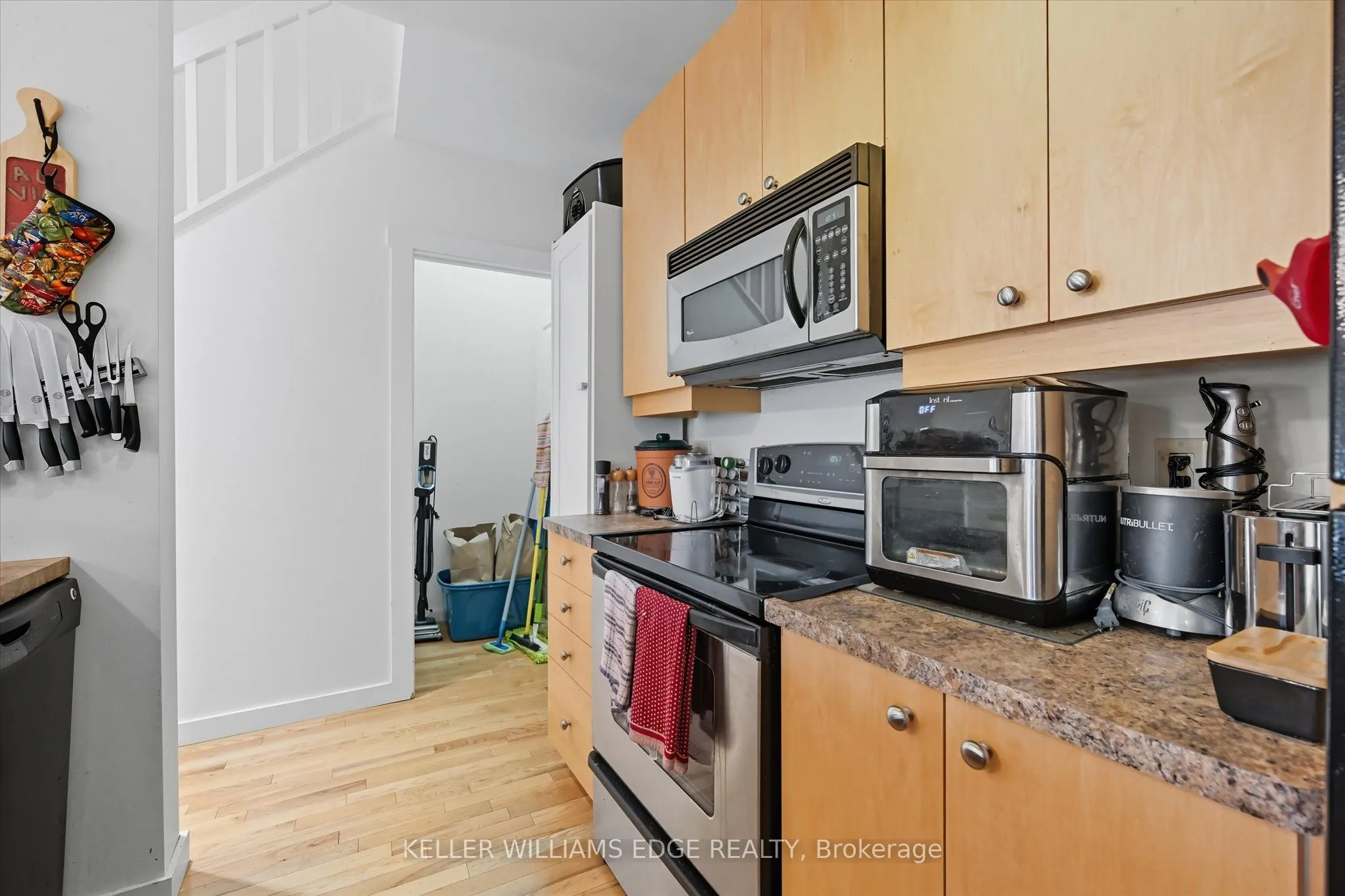 49 Ontario Street, #1