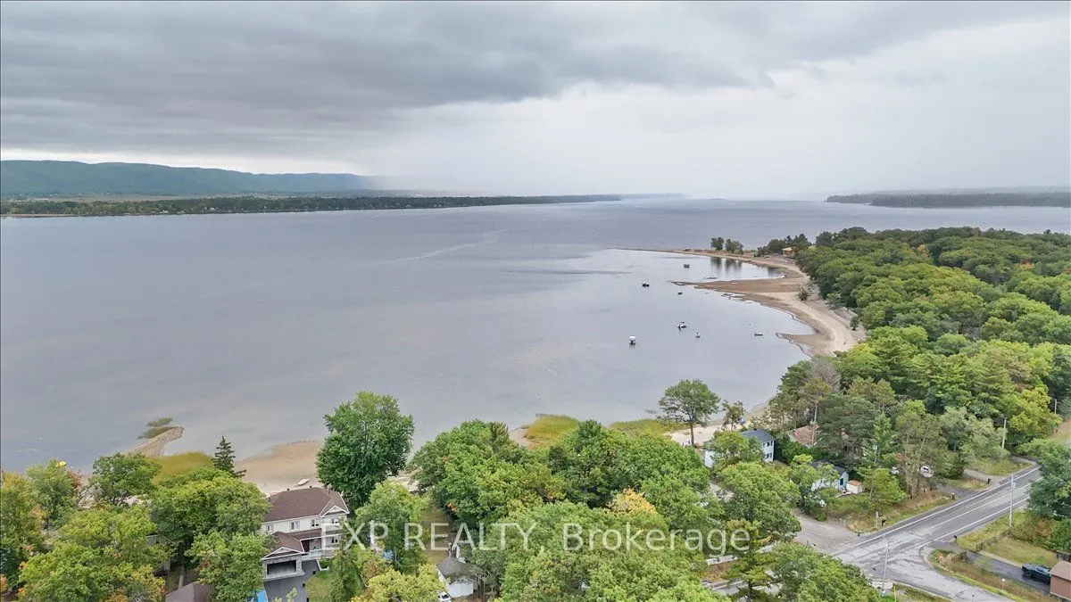 488 Bayview Drive