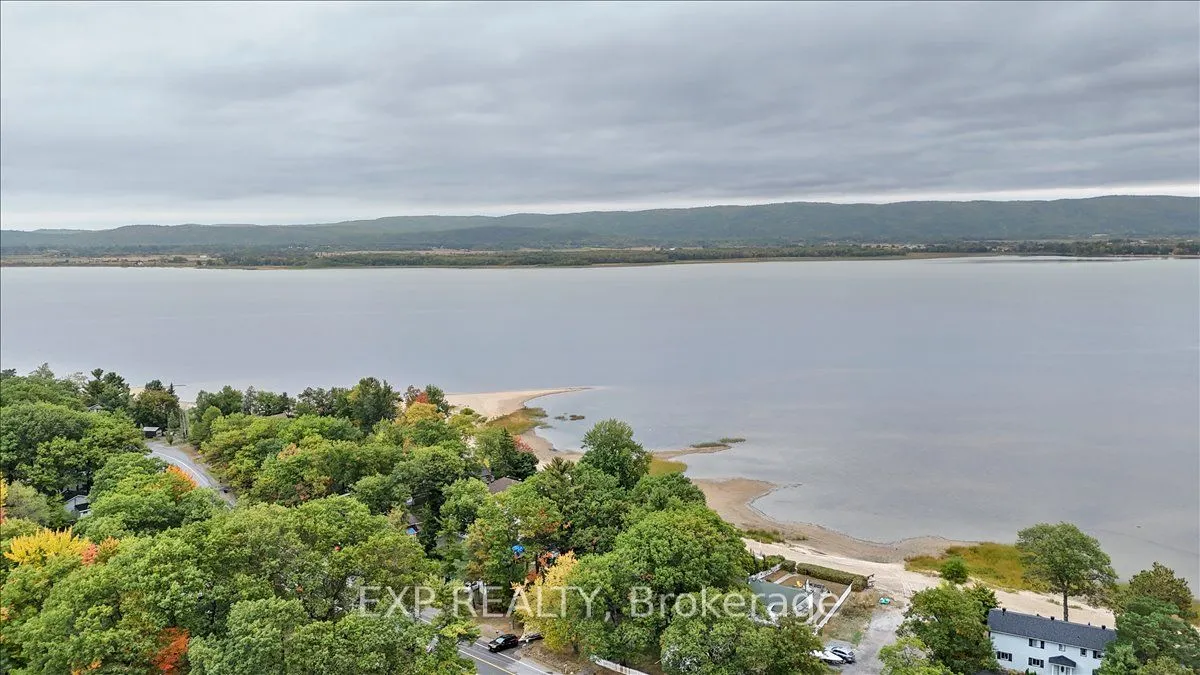 488 Bayview Drive