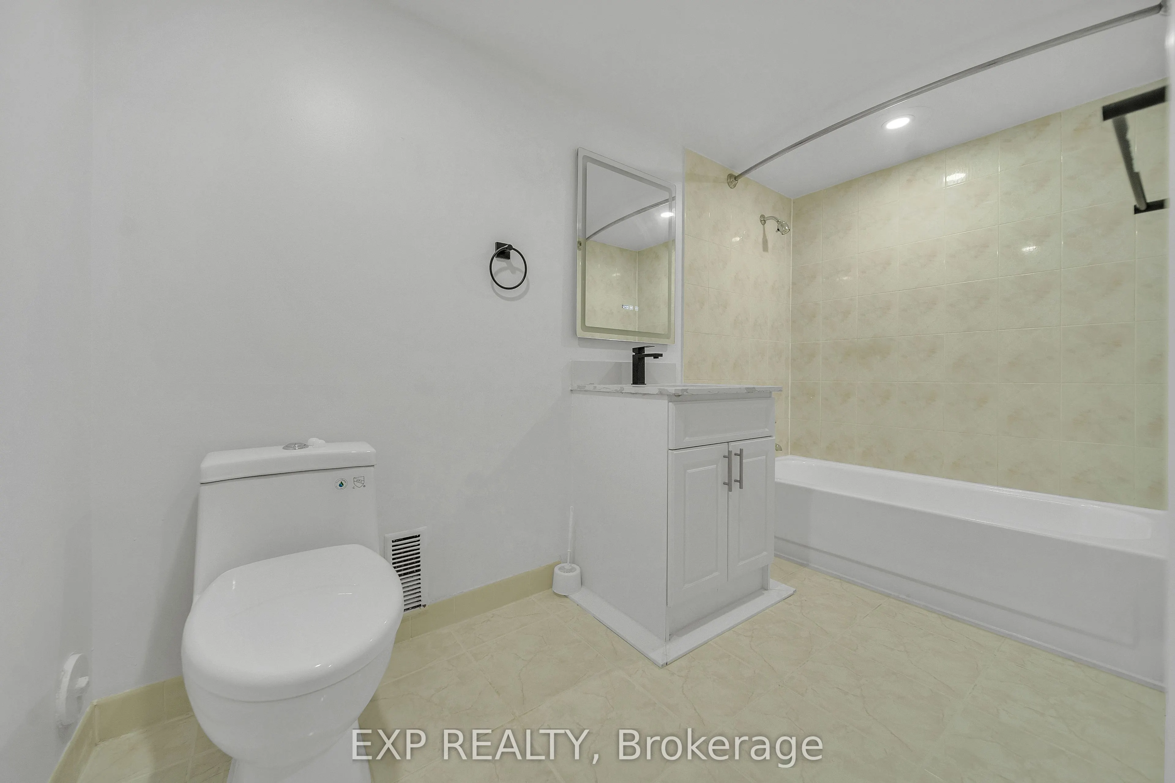 46 Bonaparte Lane