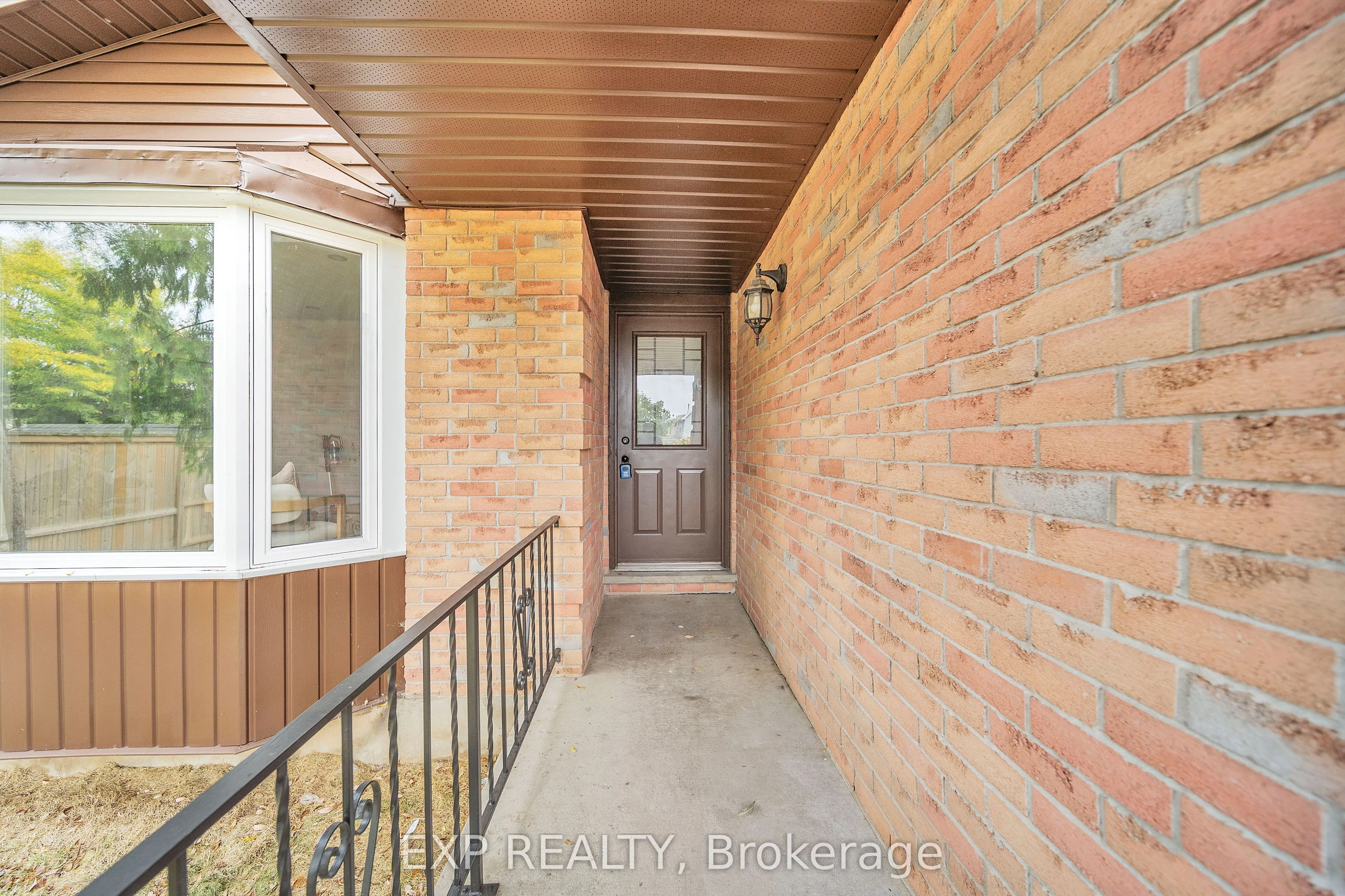46 Bonaparte Lane