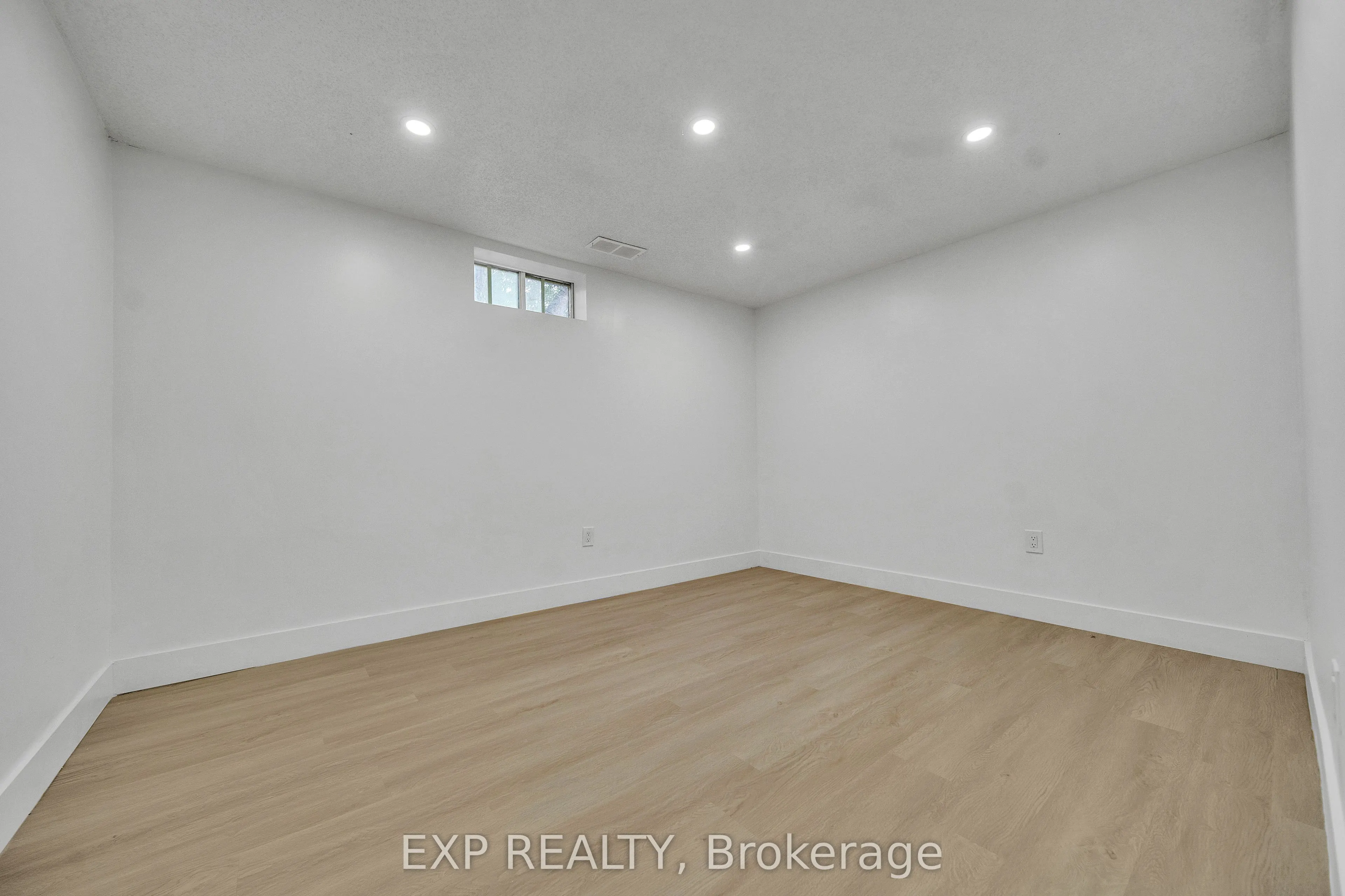 46 Bonaparte Lane