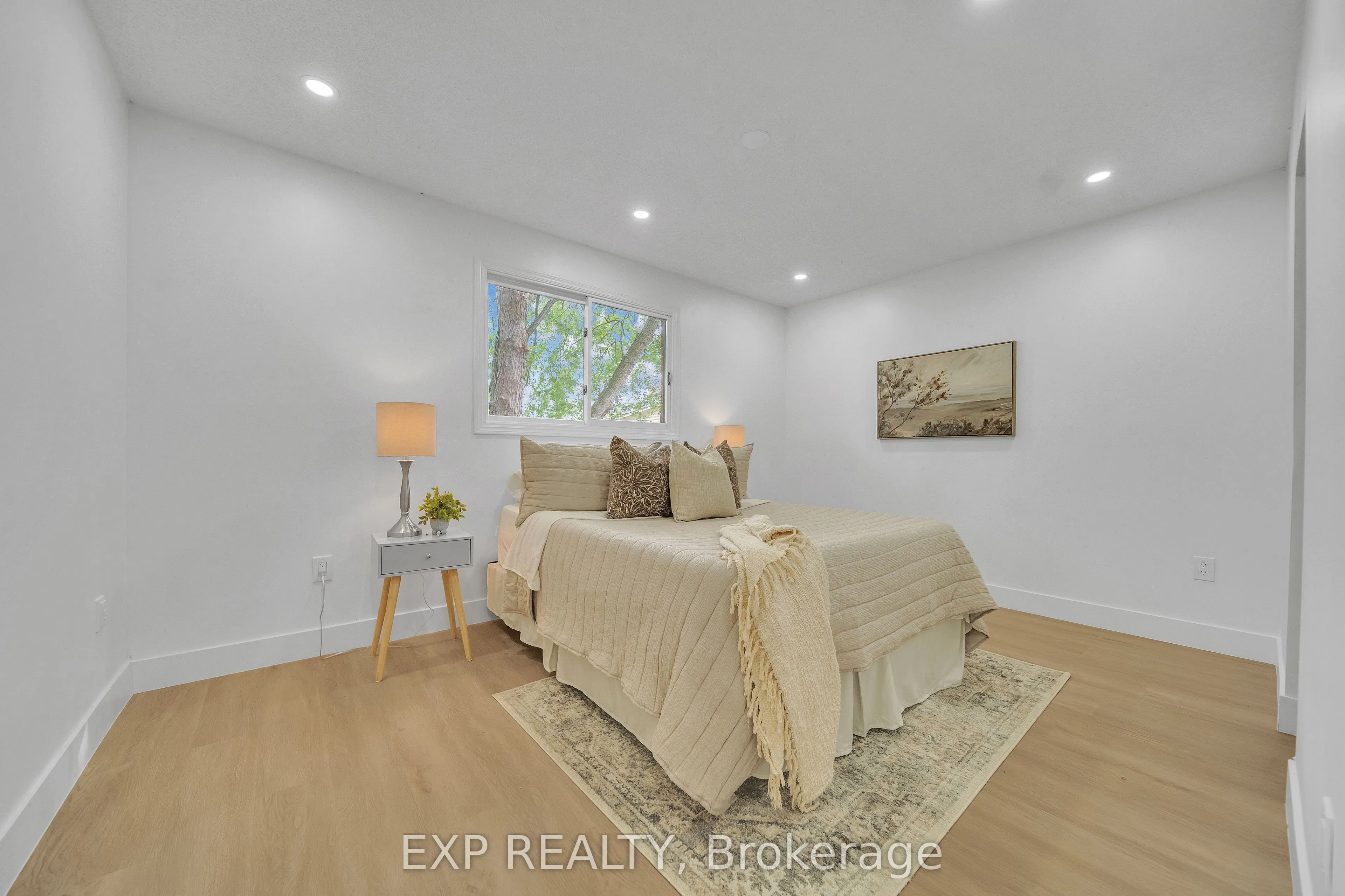 46 Bonaparte Lane