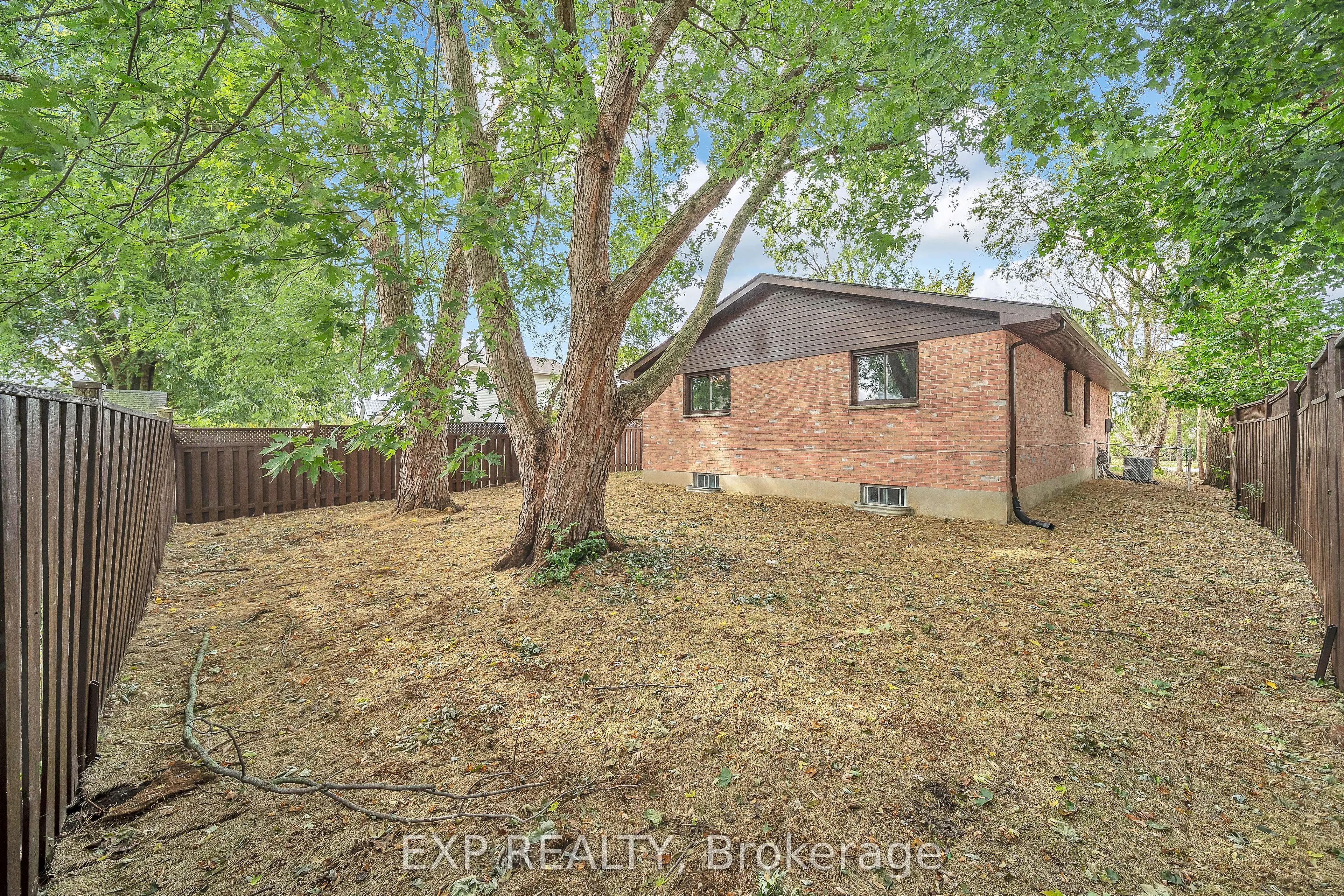 46 Bonaparte Lane