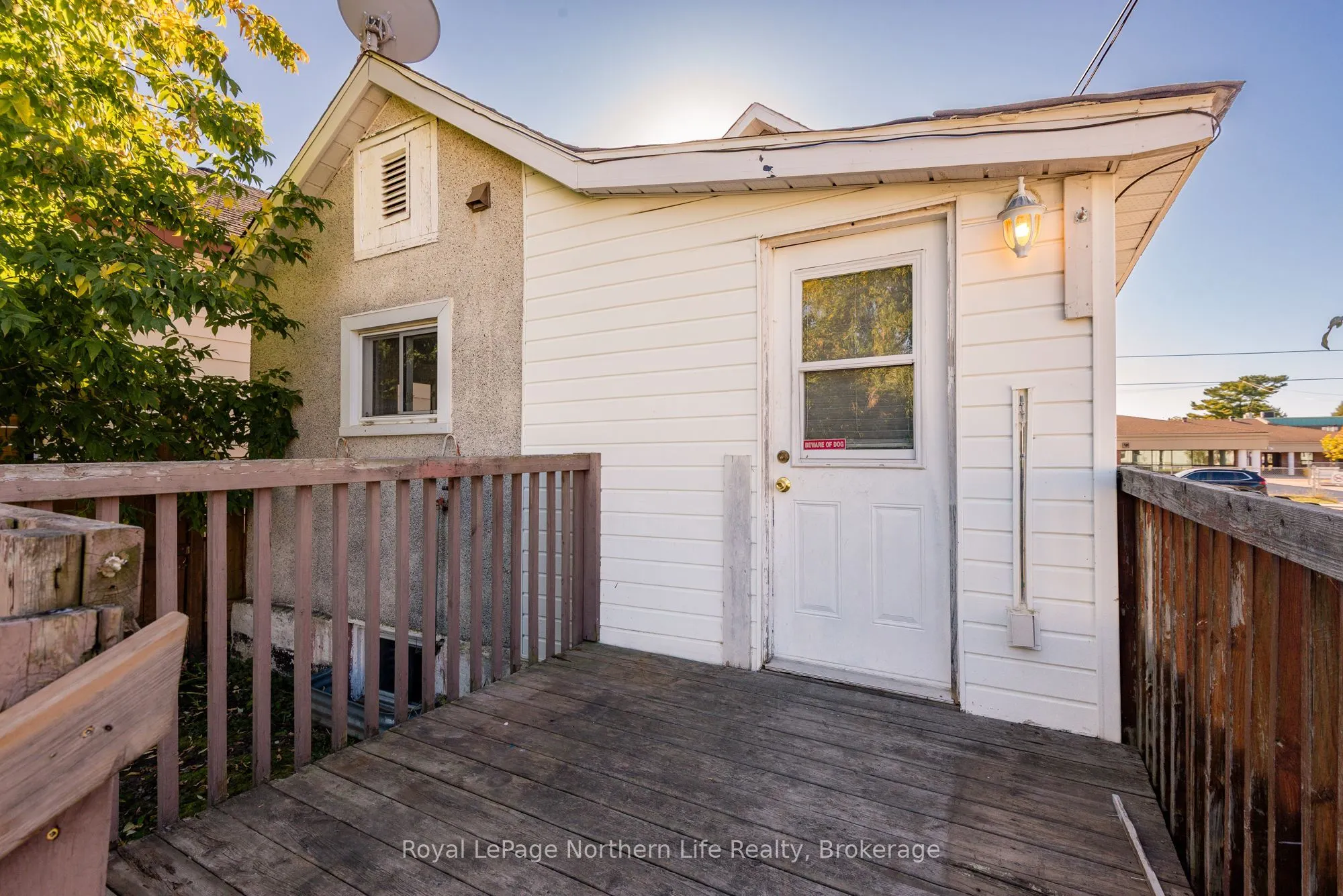 178 Victoria Street E