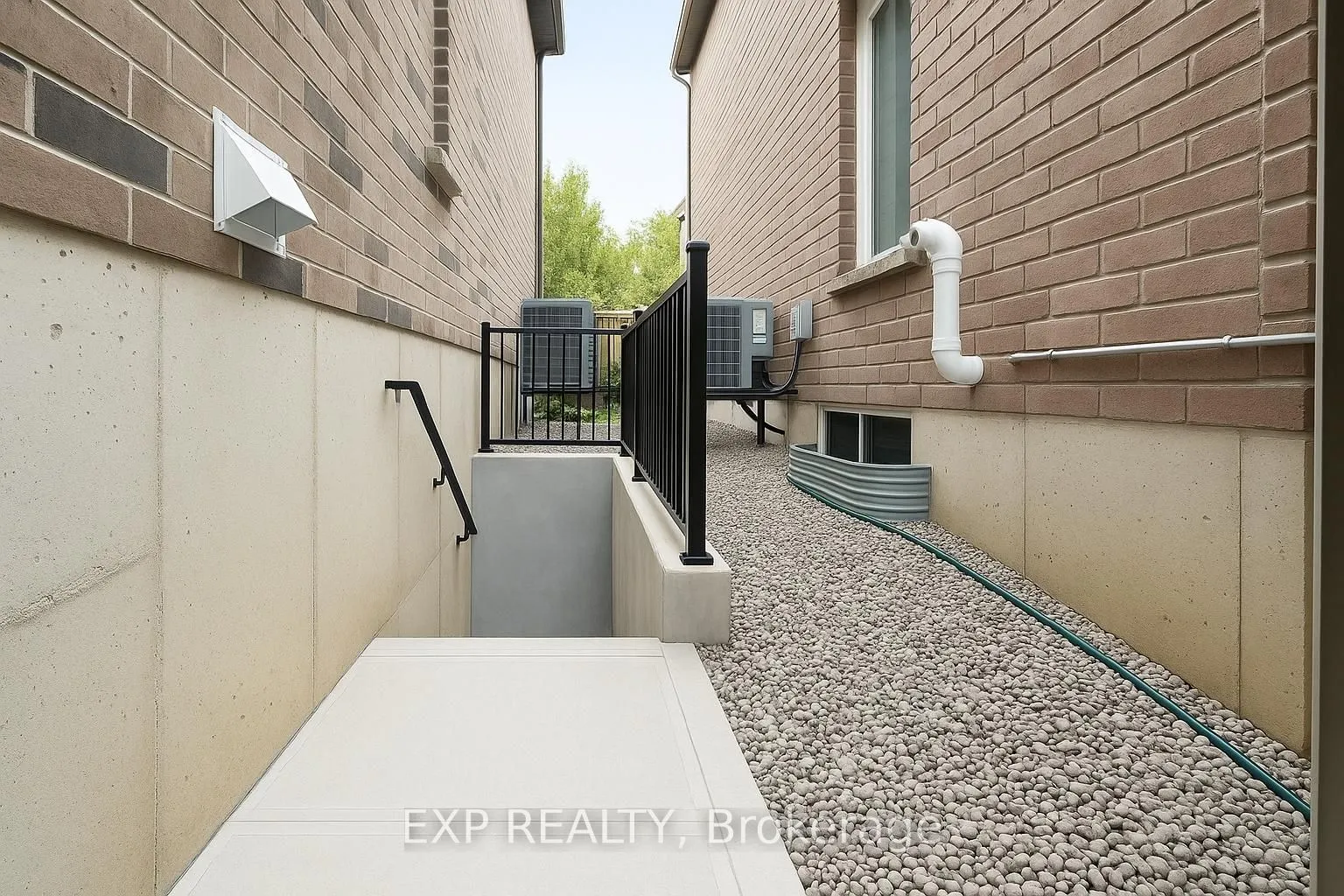 526 Woodbine Avenue, #Lower
