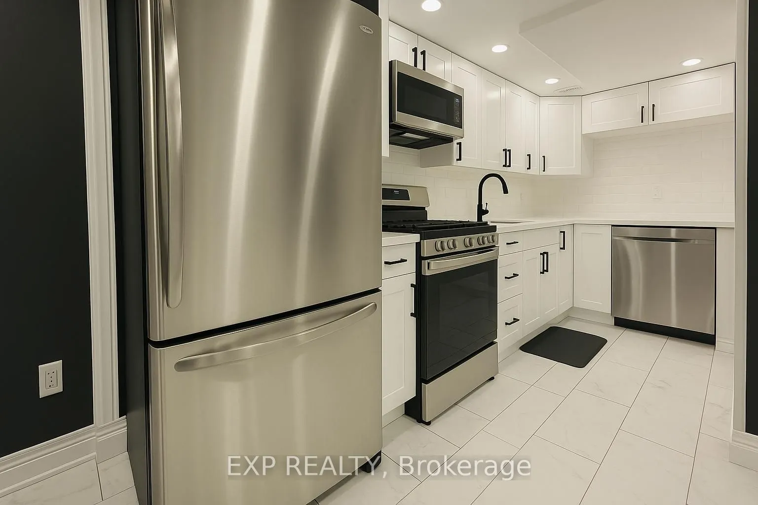 526 Woodbine Avenue, #Lower