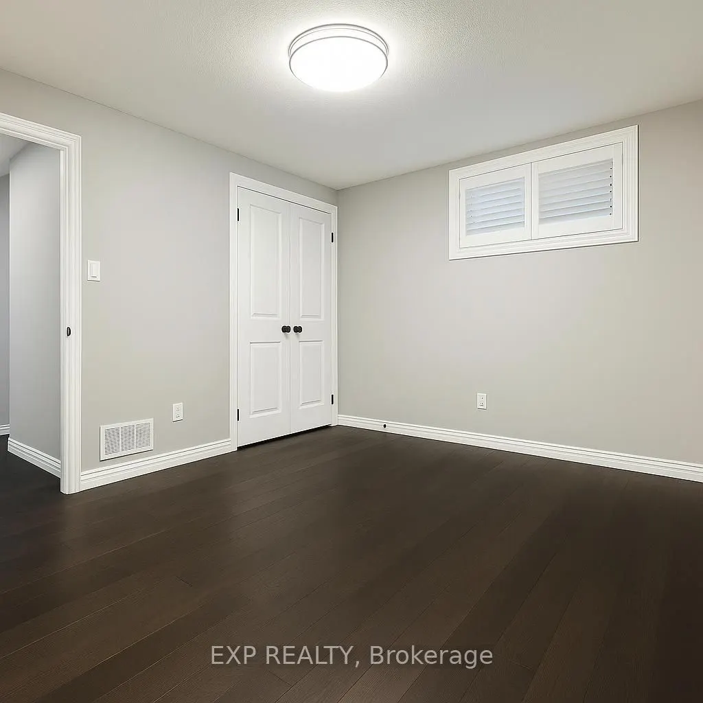 526 Woodbine Avenue, #Lower