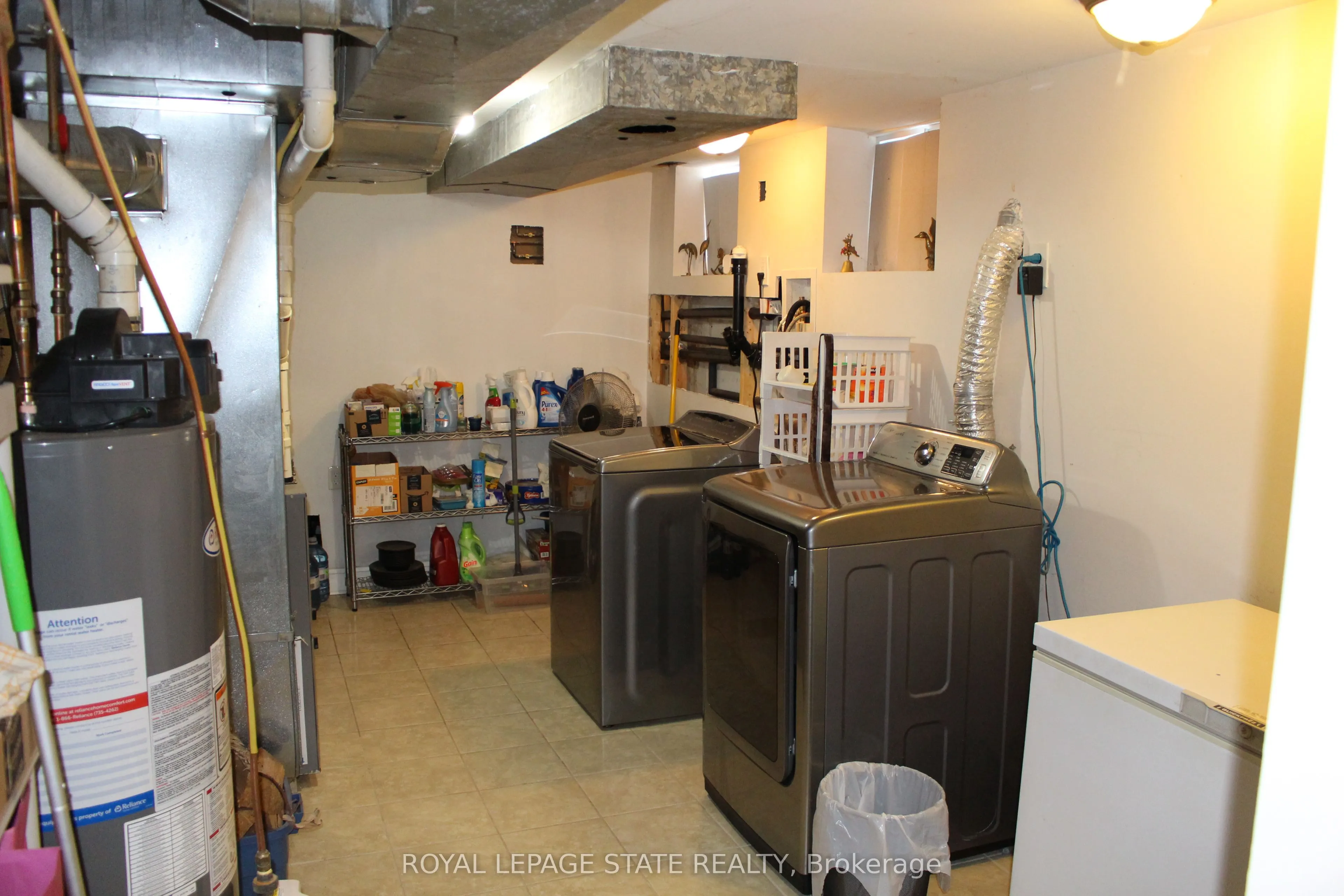 2112 Upper James Street