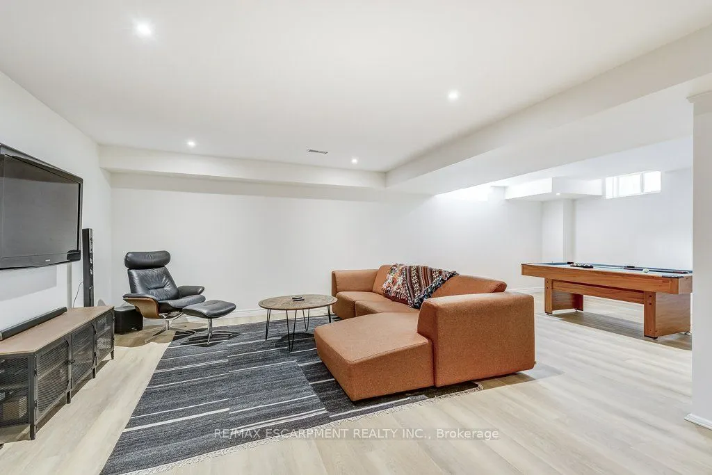 195 Painter Terrace