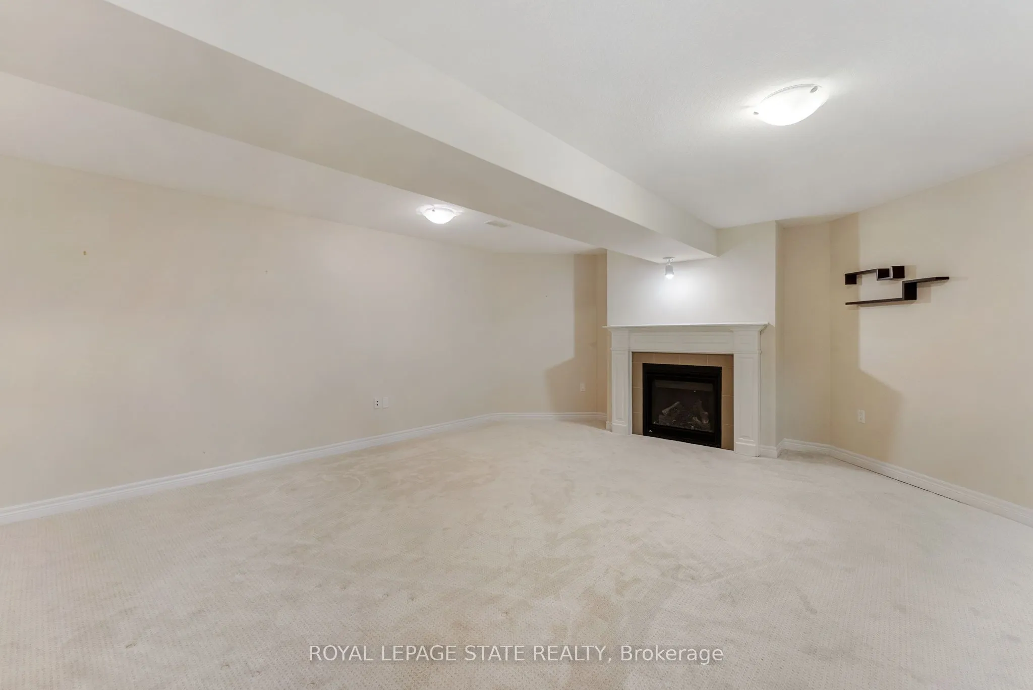 21 Finton Lane, #164