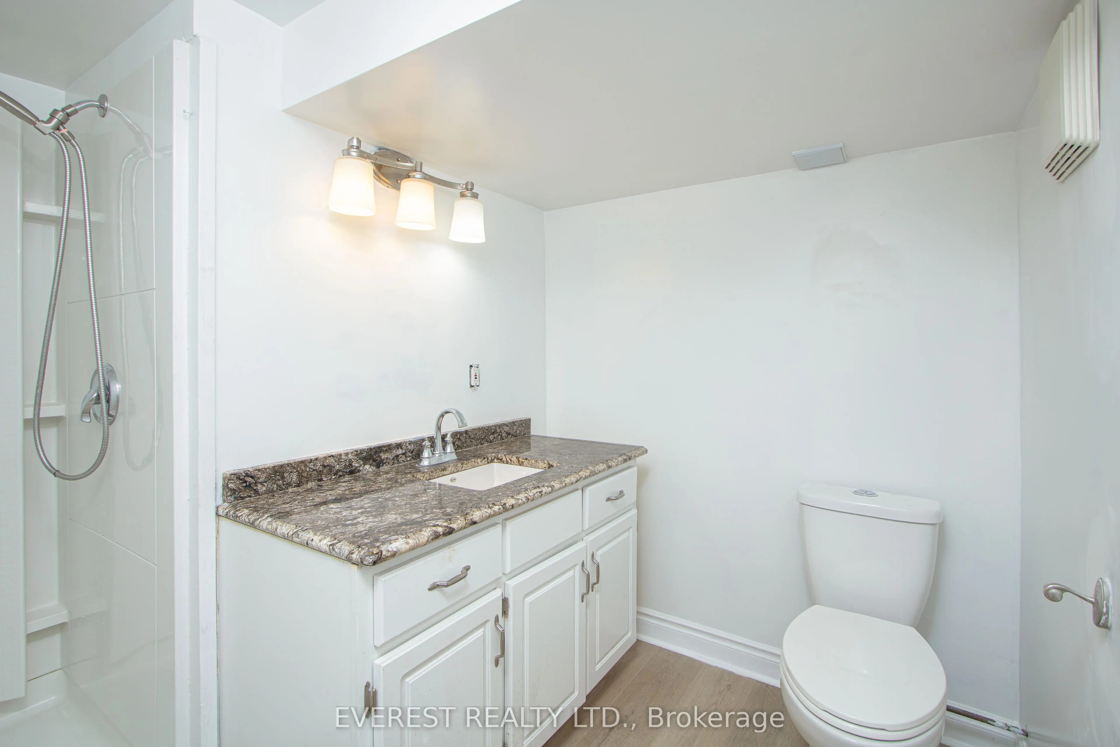 1012 Kipps Lane, #12
