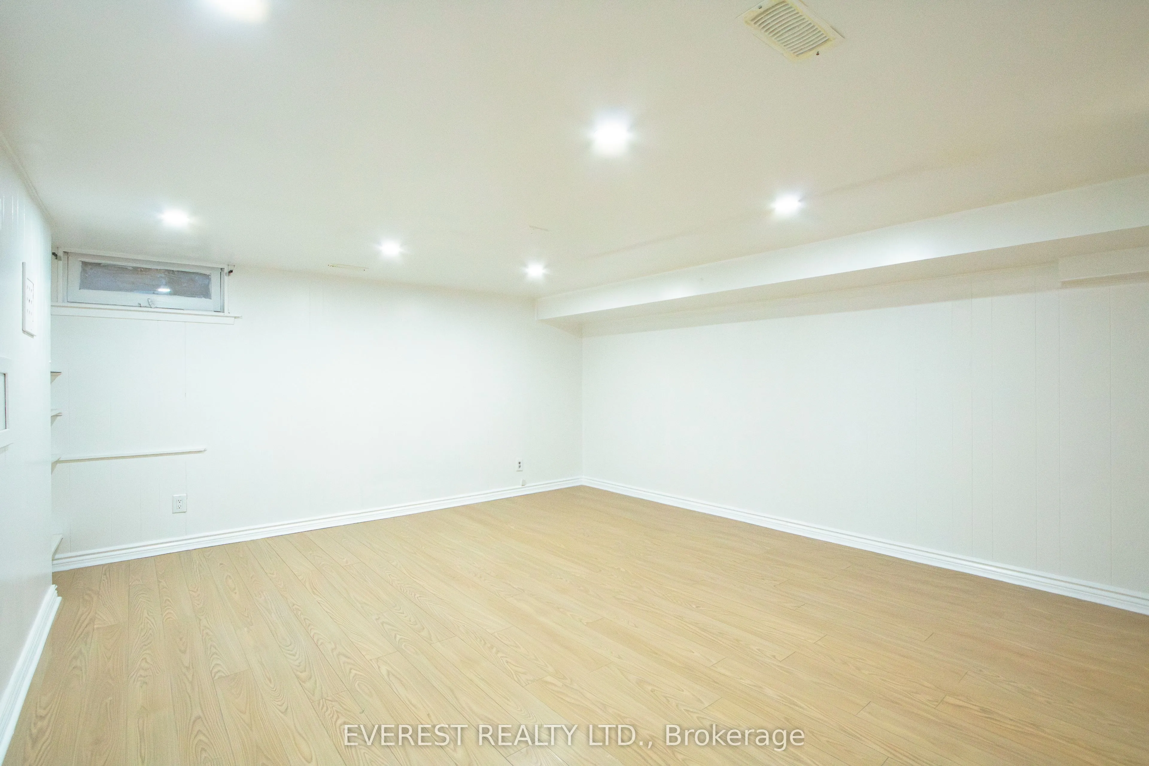 1012 Kipps Lane, #12