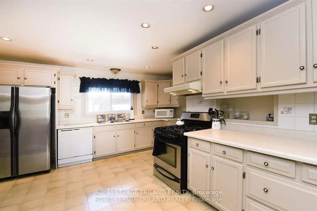 5103 Dundas Street