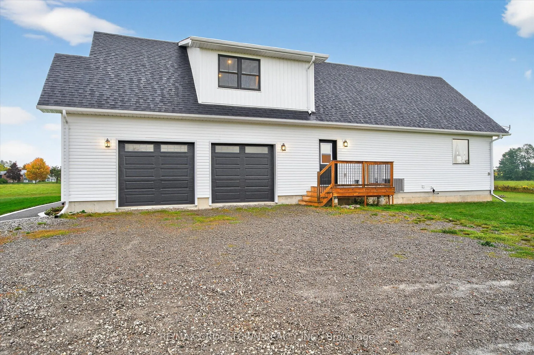 613 County Rd 8 Road