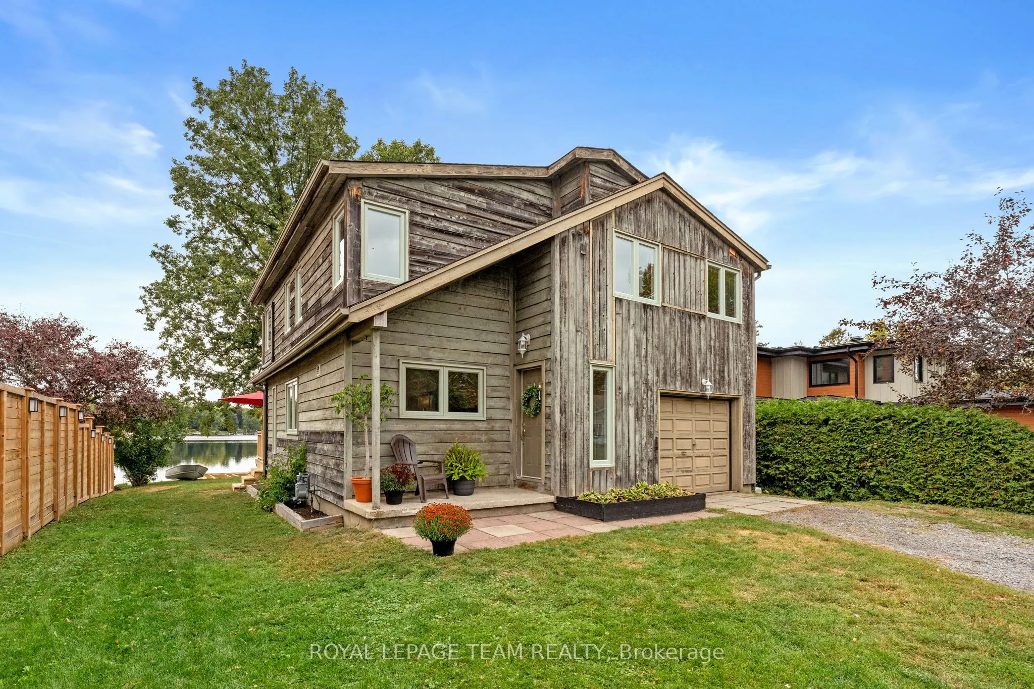 1119 Firefly Lane