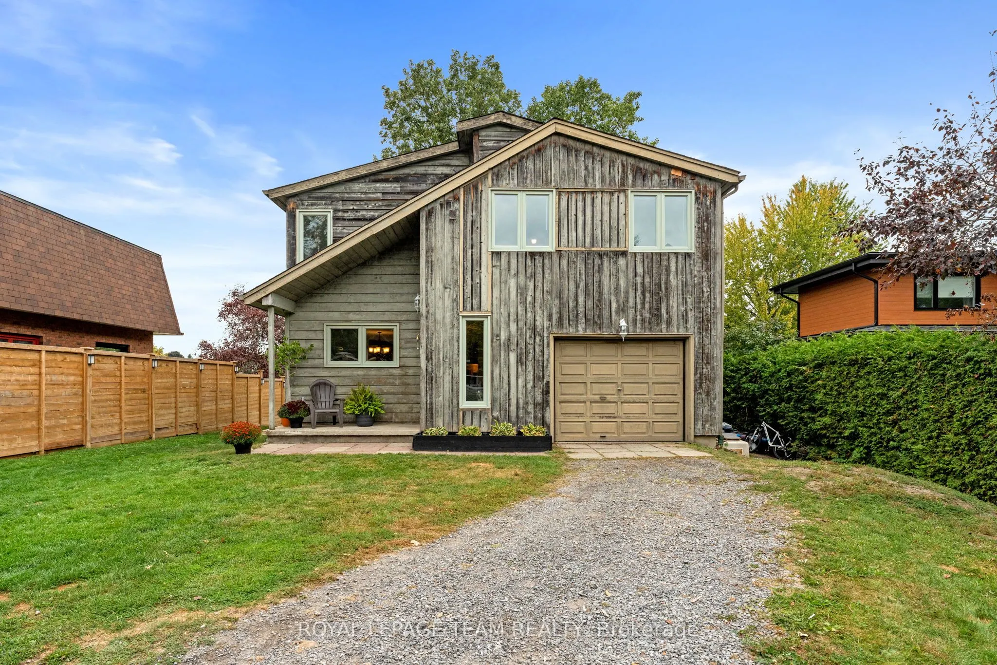 1119 Firefly Lane