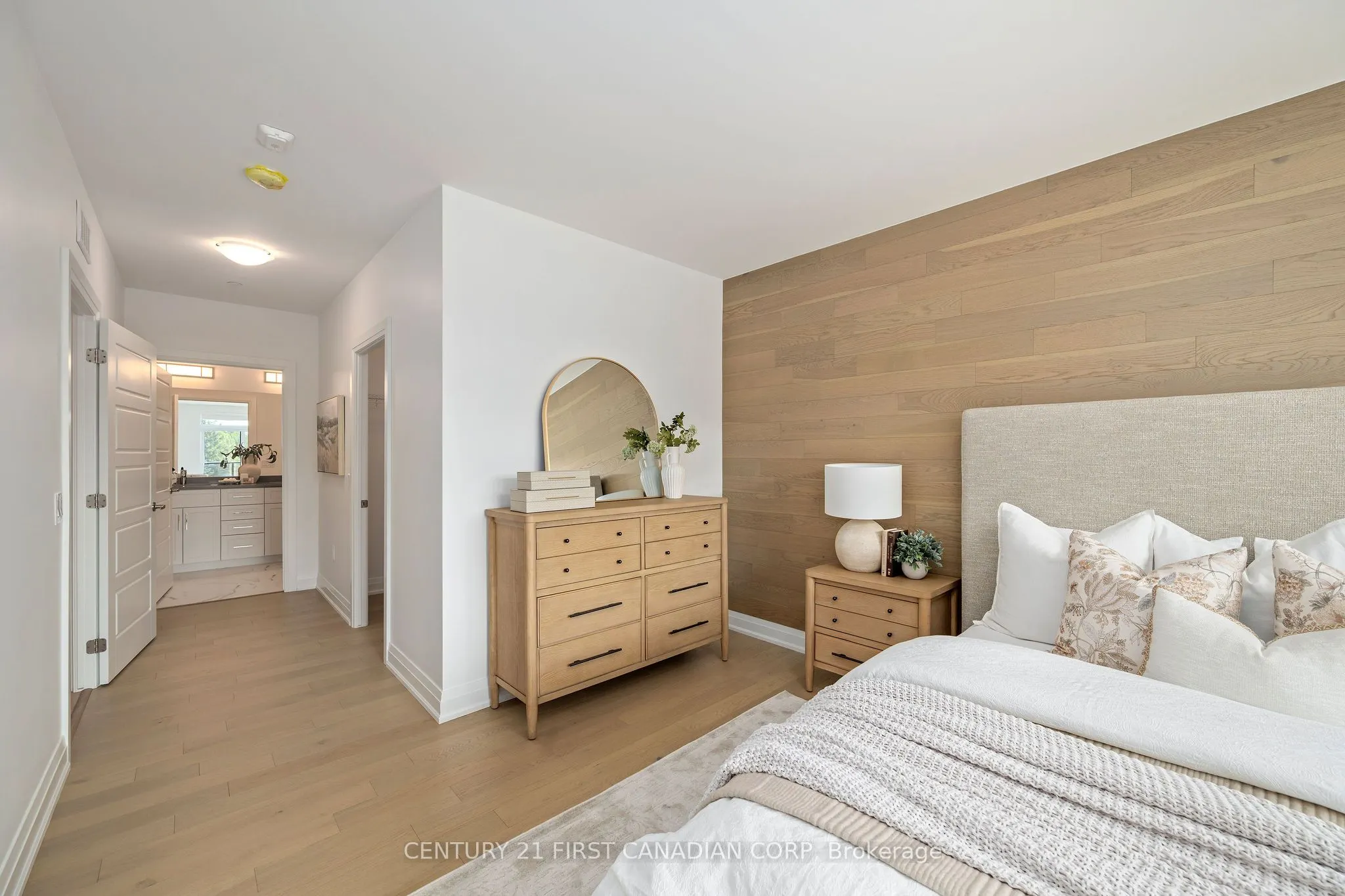 1560 Upper West Avenue, #308