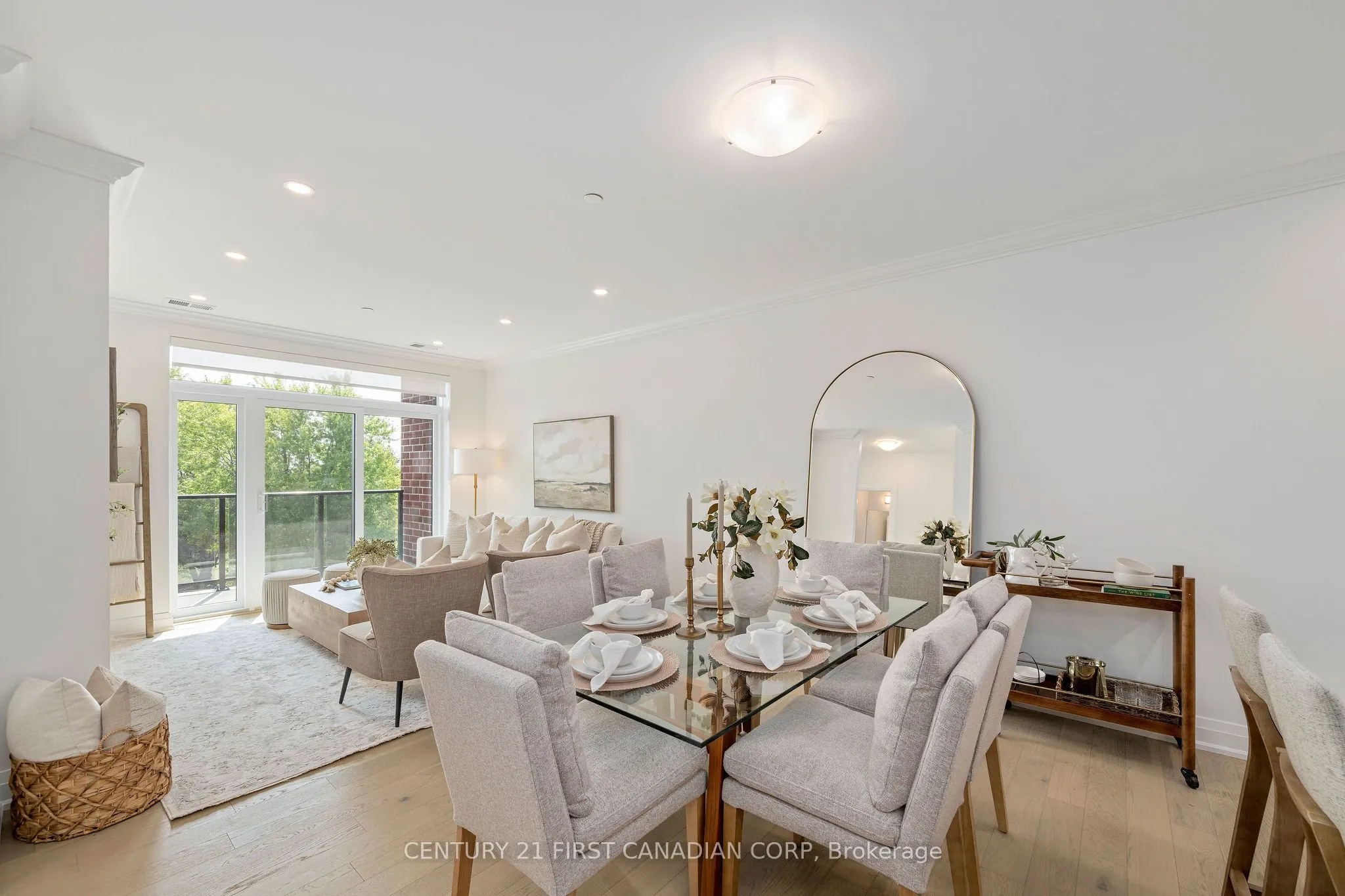 1560 Upper West Avenue, #308