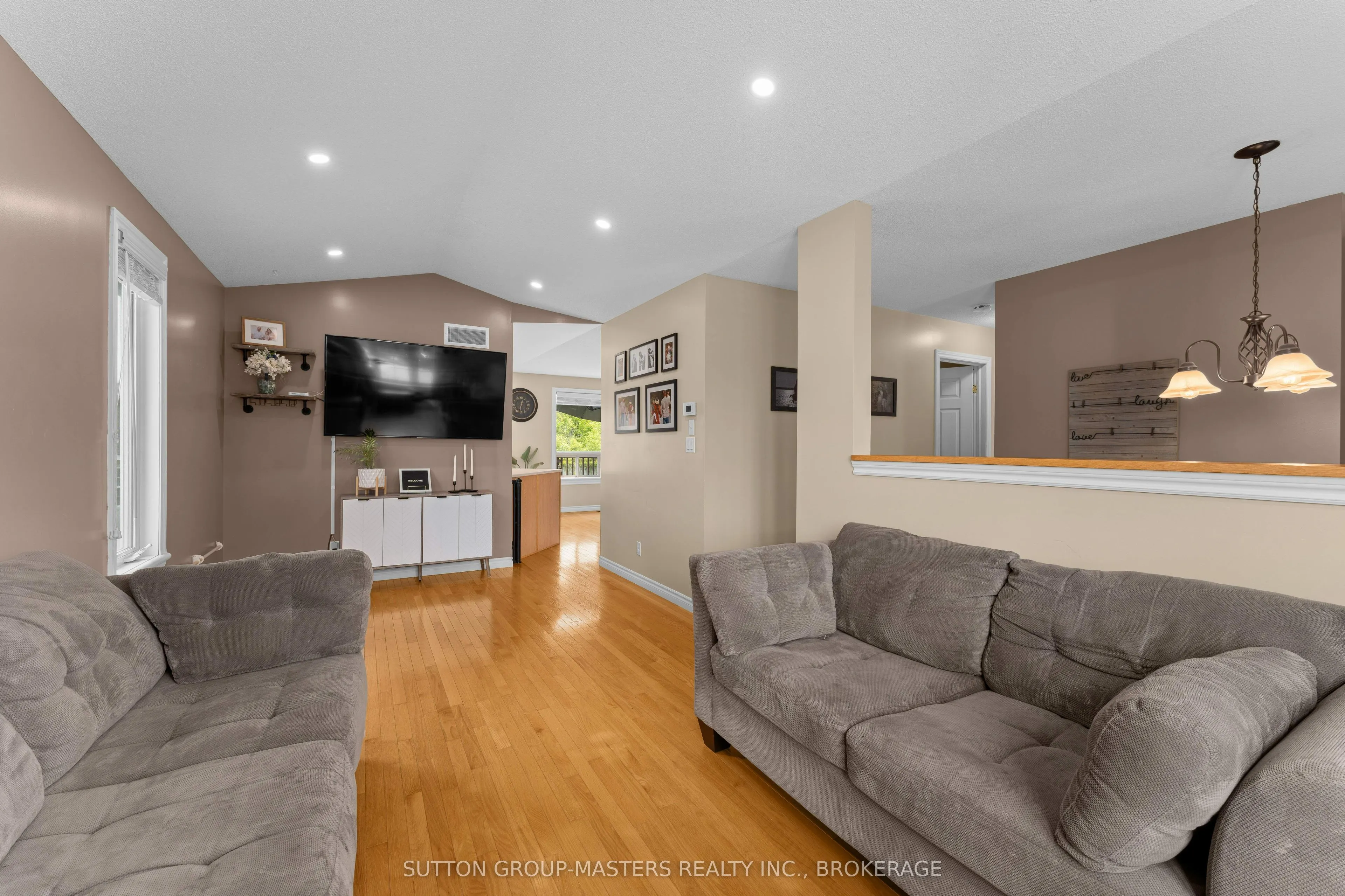864 Ringstead Street