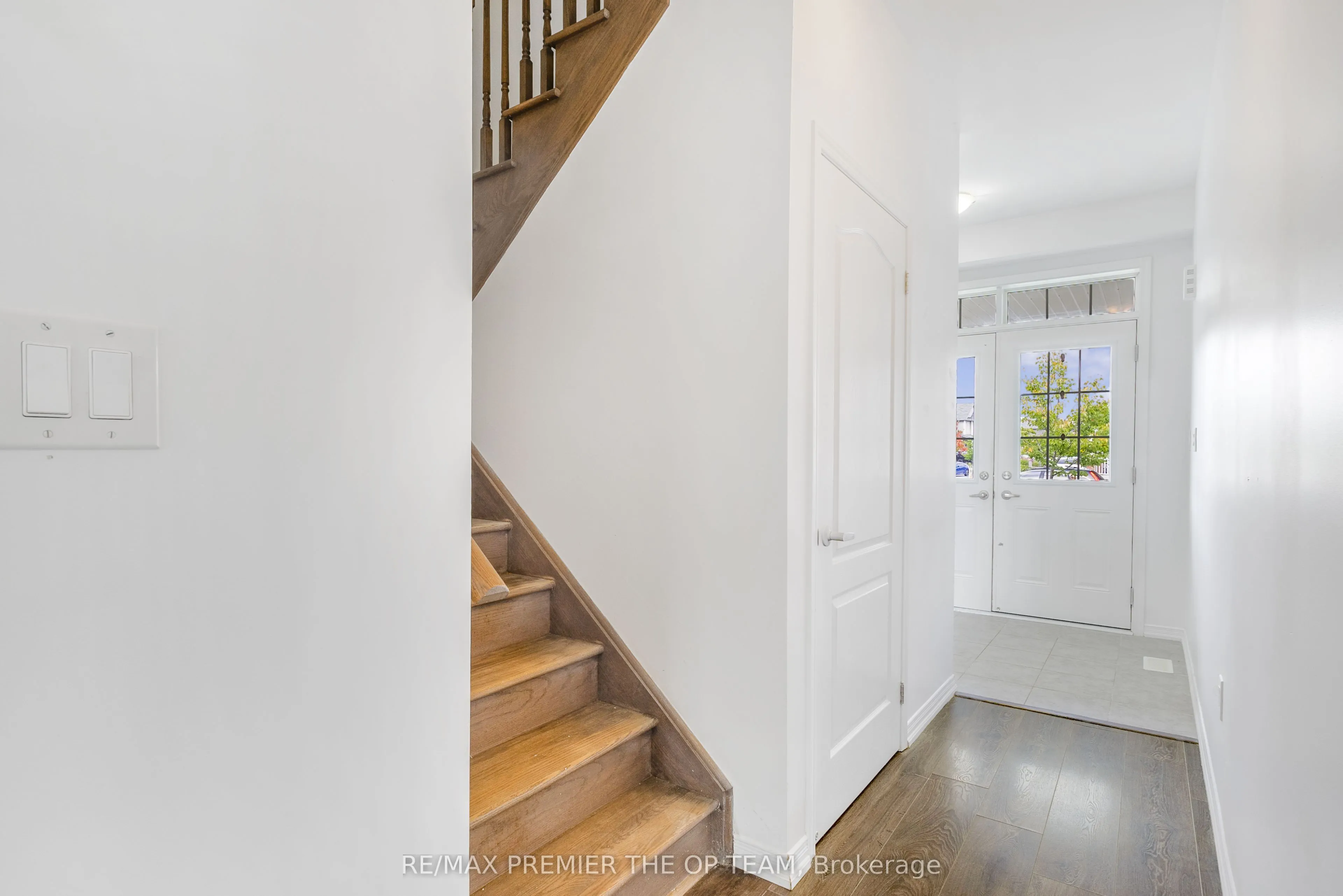 220 Esther Crescent