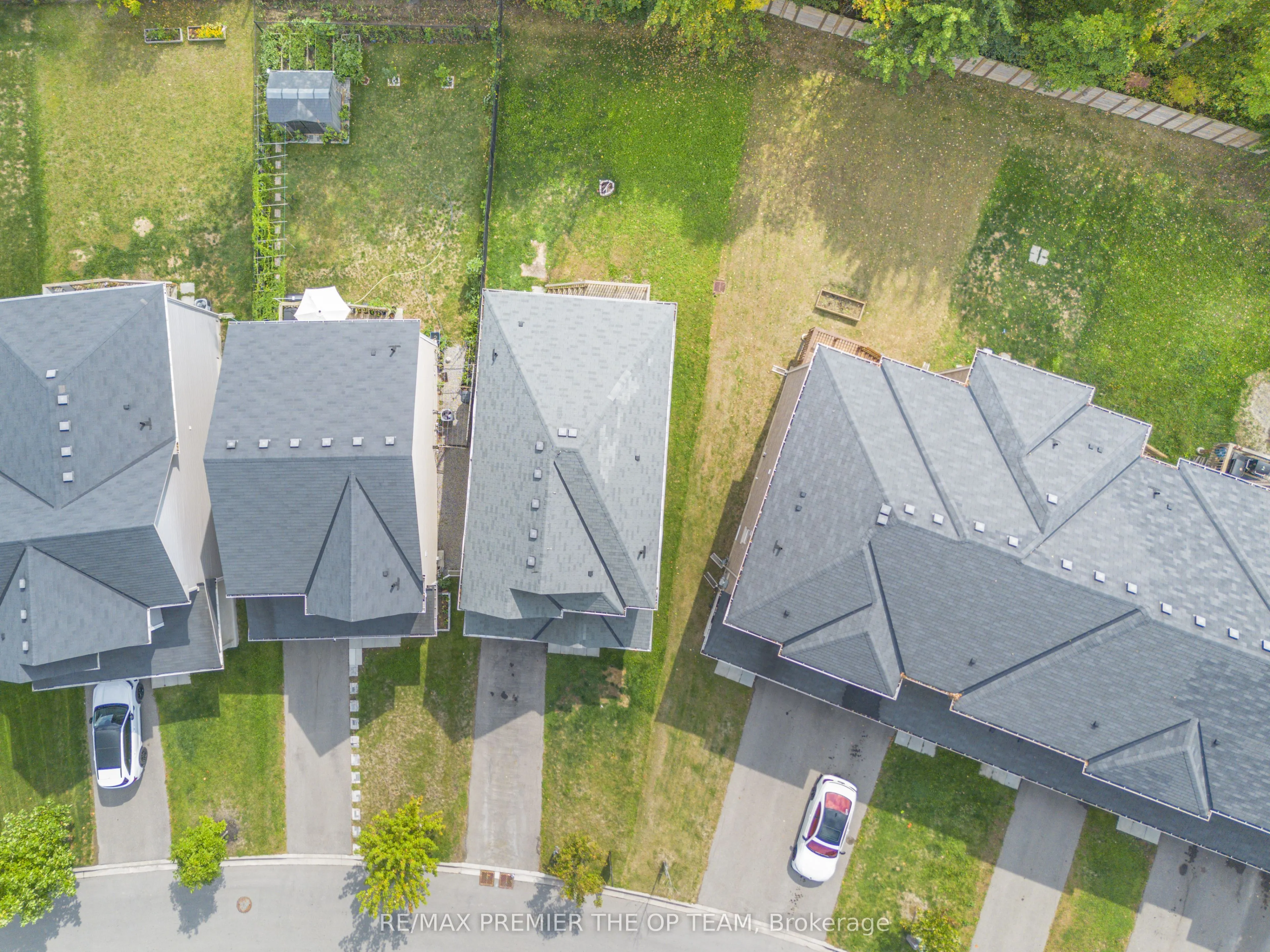220 Esther Crescent